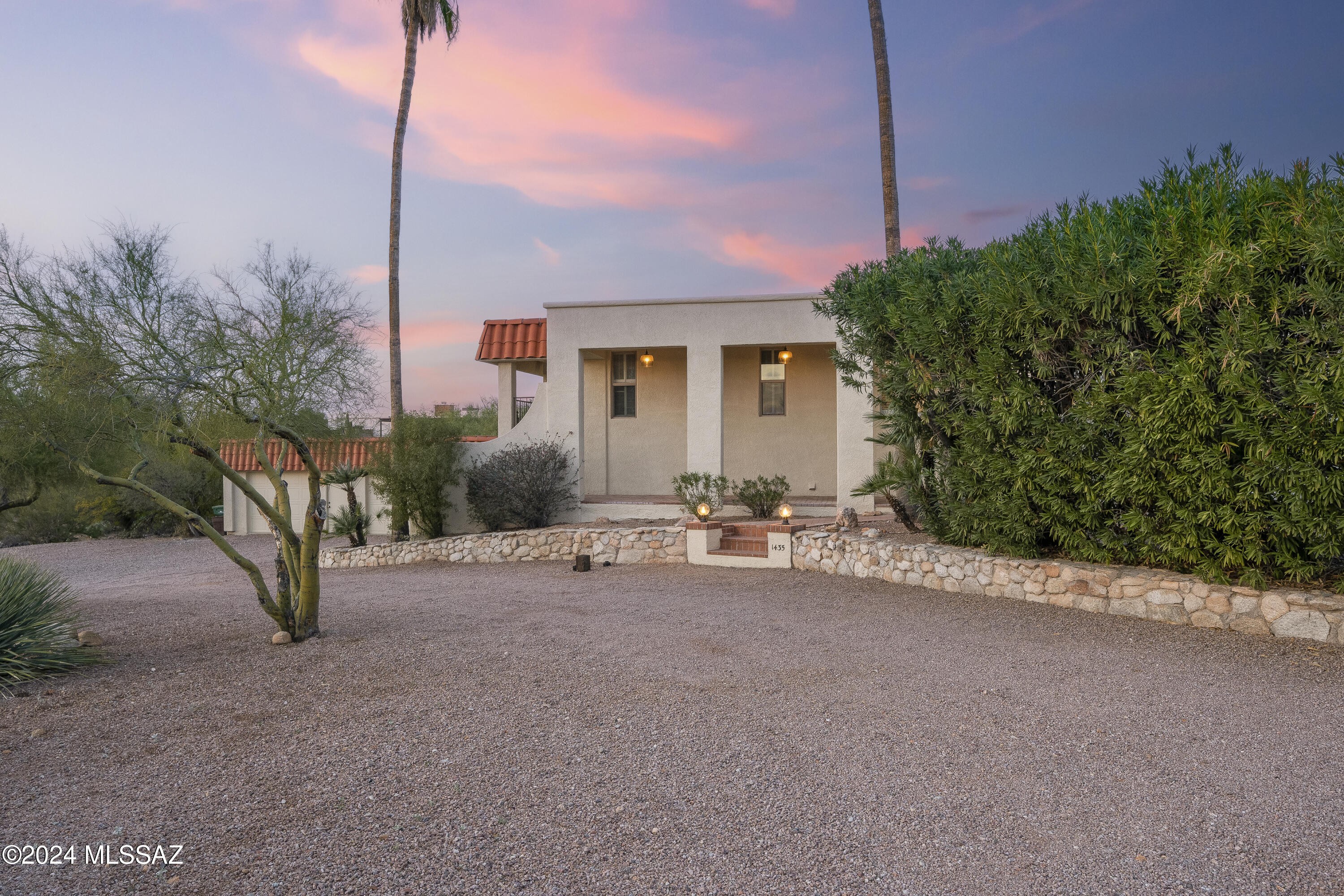 1435 E Indian Wells Road