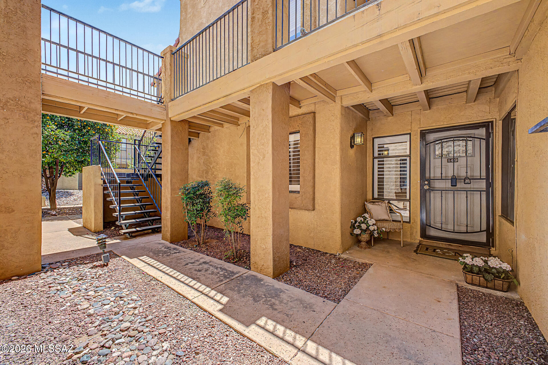 8271 N Oracle Road 149