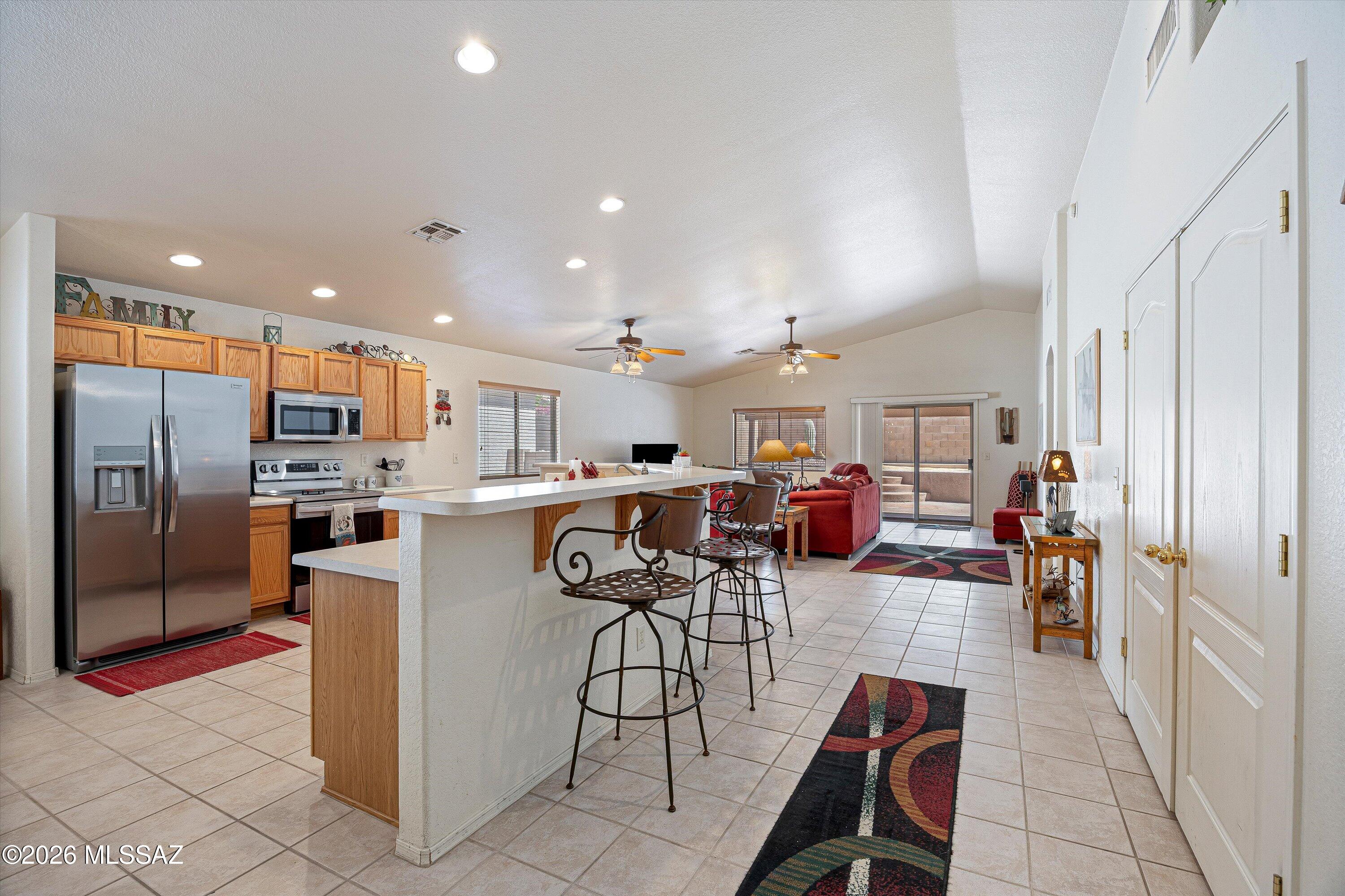 2862 W Starina Place