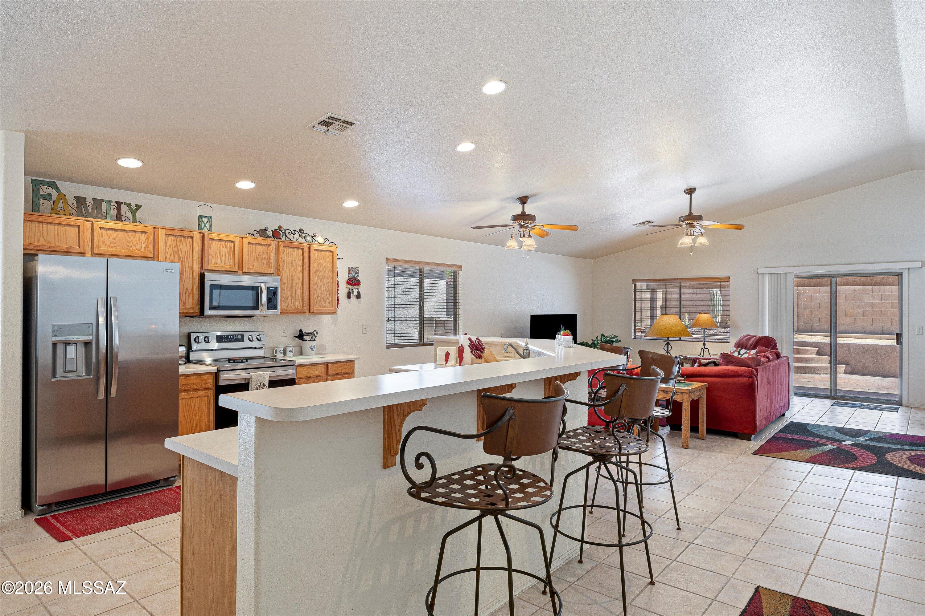 2862 W Starina Place