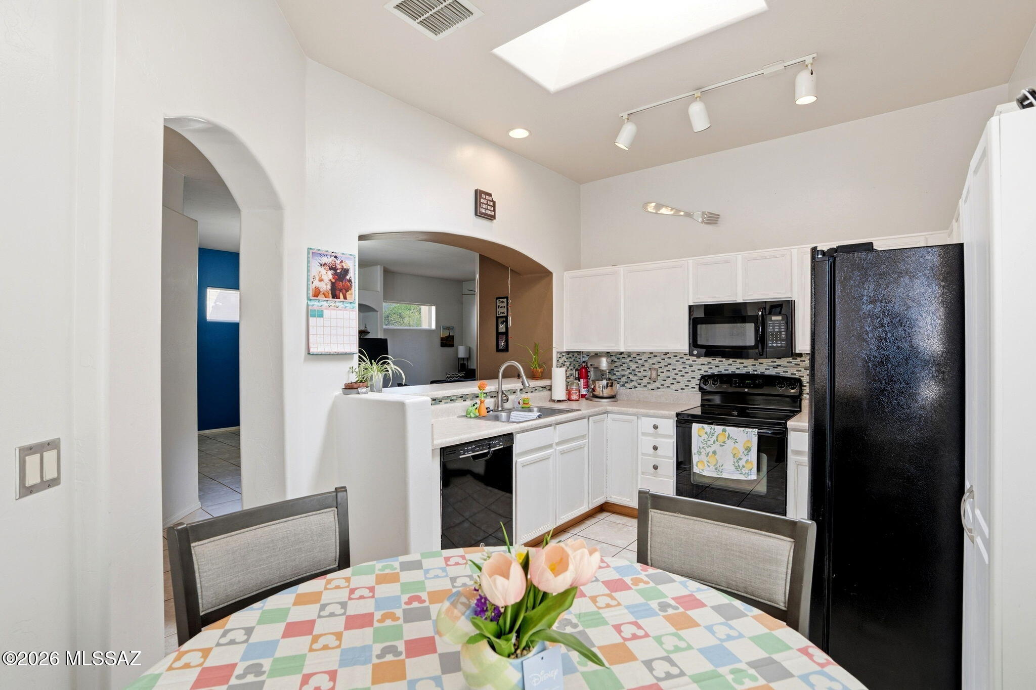 584 E Painted Pueblo Drive