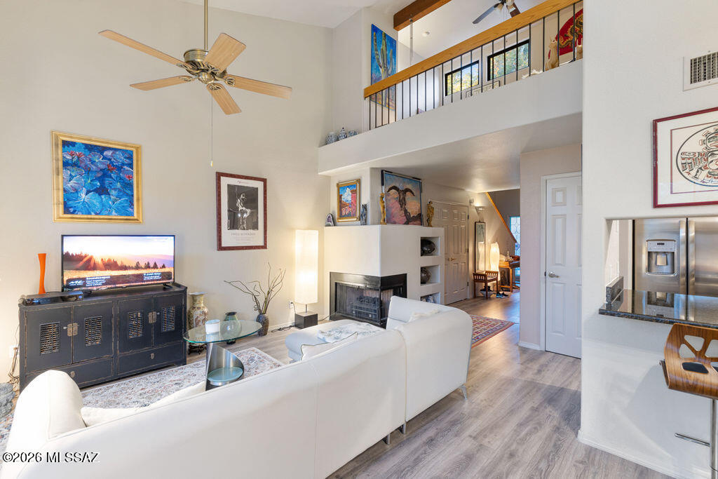 5364 N Calle Del Rocio