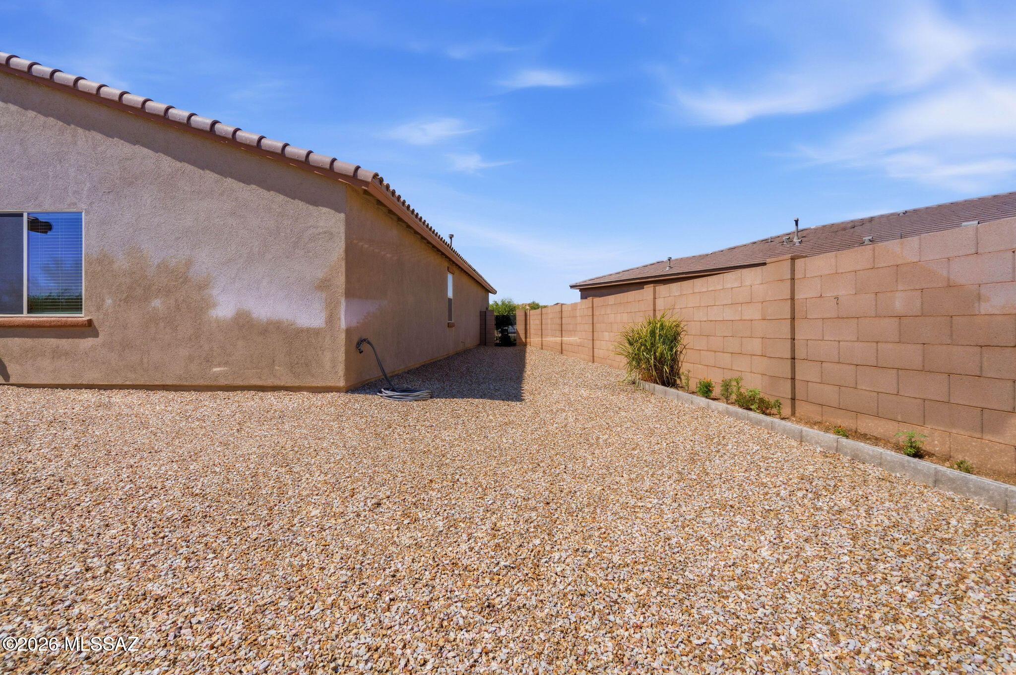 Entrada Del Rio - Residential