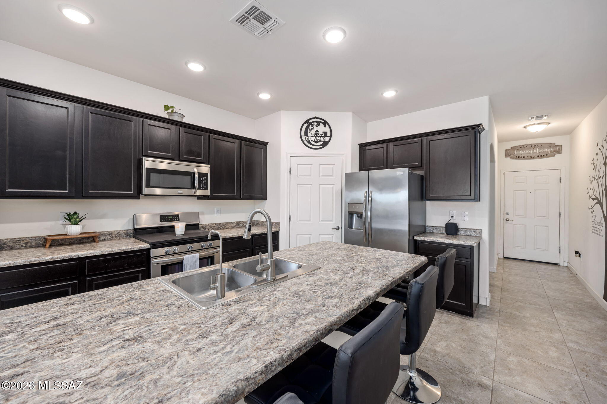 Vista Del Lago Norte SQ20140780198 - Residential