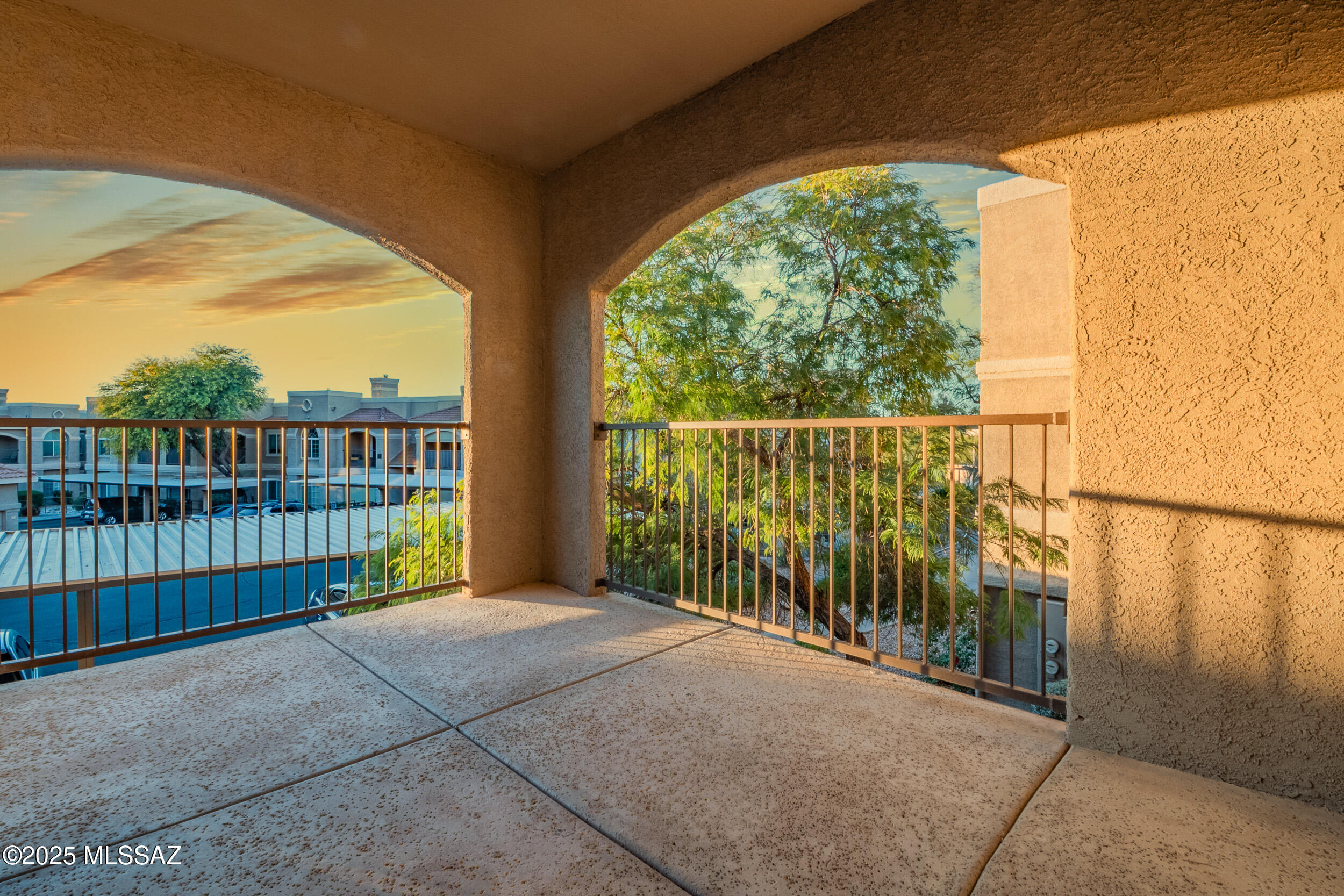 The Boulders at La Reserve Condominiums - Residential