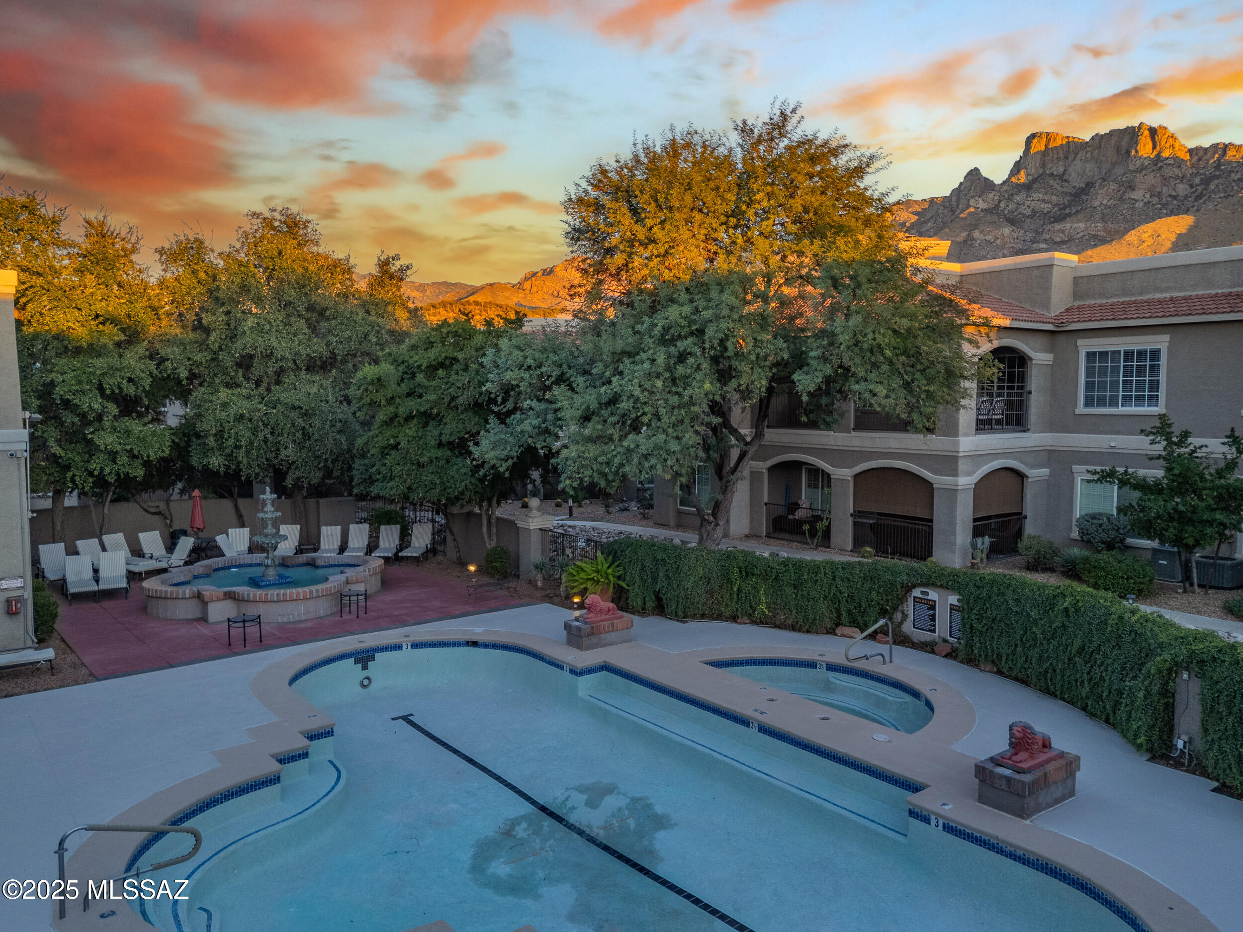 The Boulders at La Reserve Condominiums - Residential