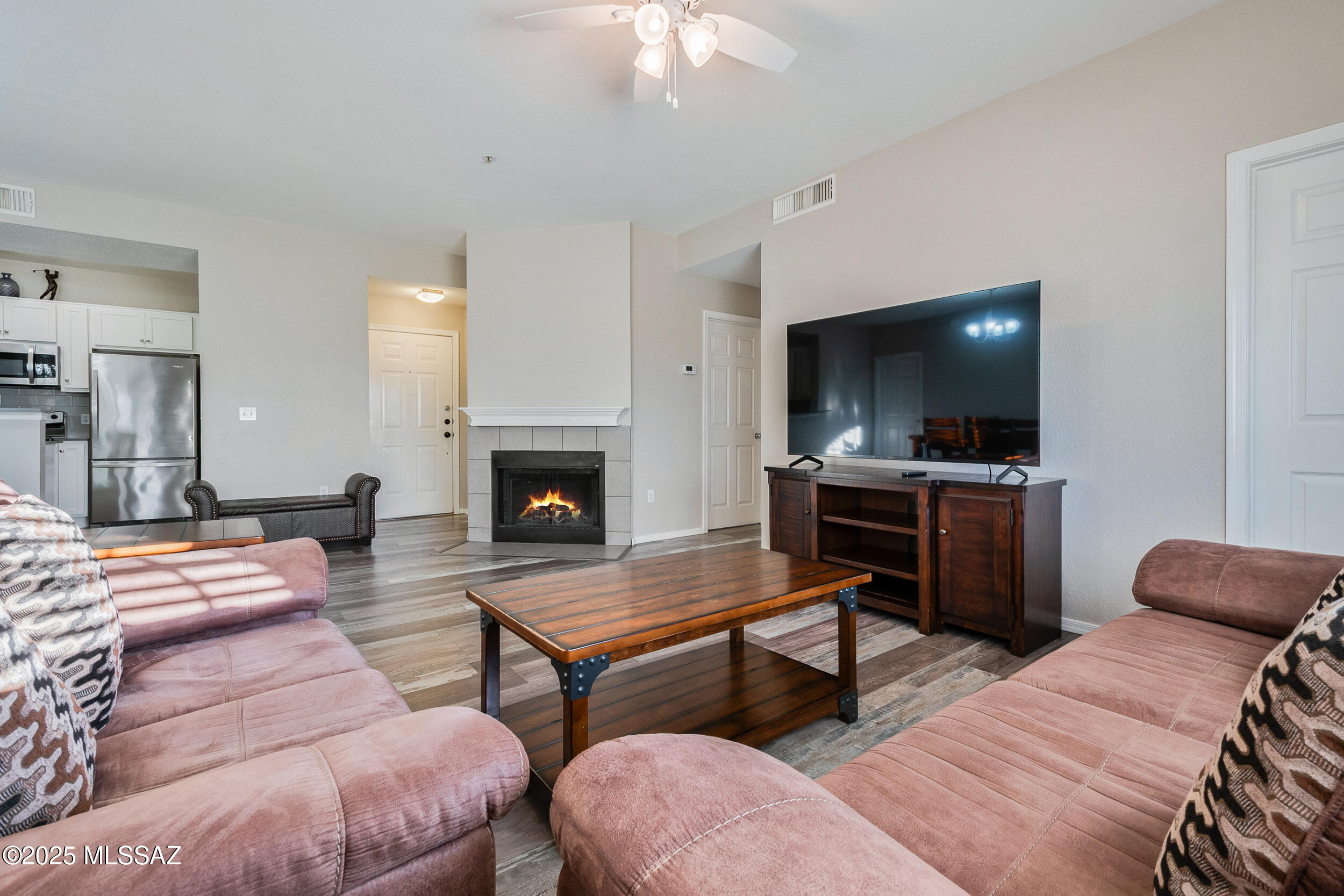 The Boulders at La Reserve Condominiums - Residential