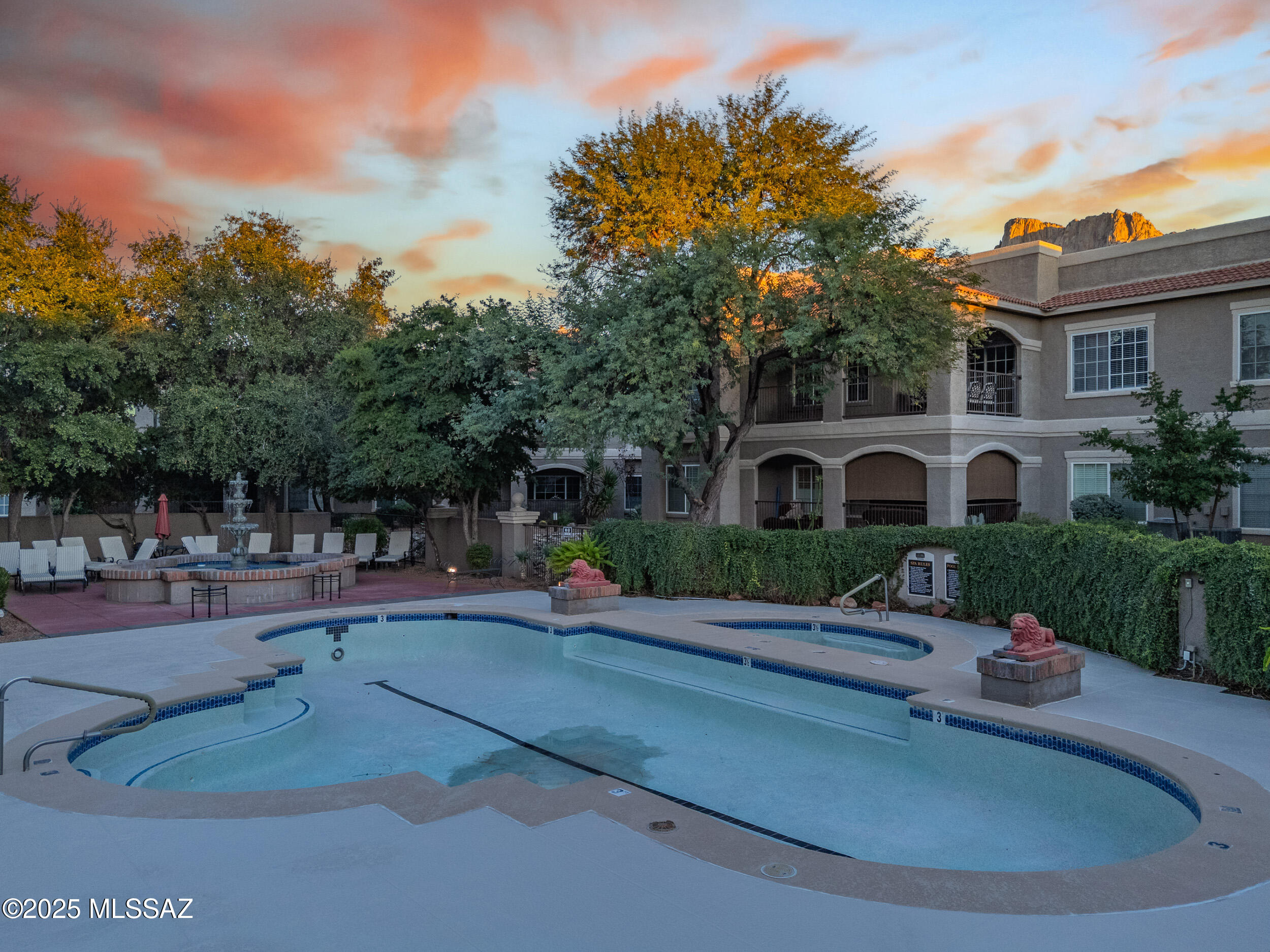 The Boulders at La Reserve Condominiums - Residential
