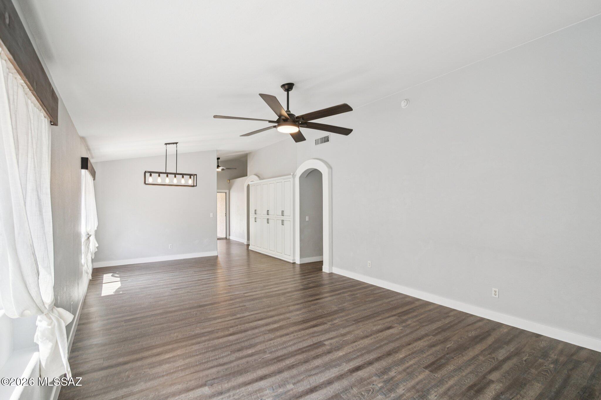 2395 W Silverbell Oasis Way