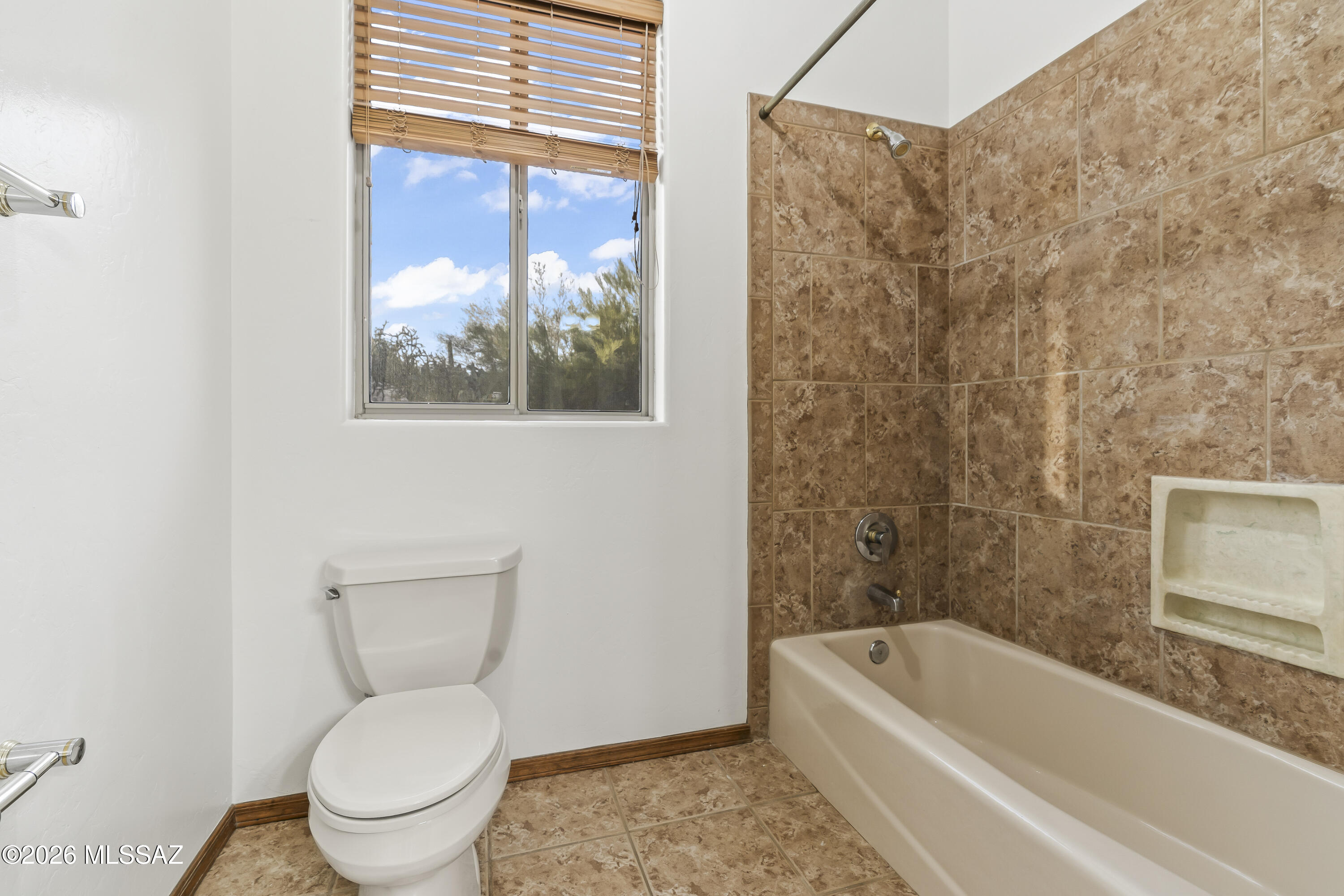 Canada Hills Est Phase ll (42-130) - Residential