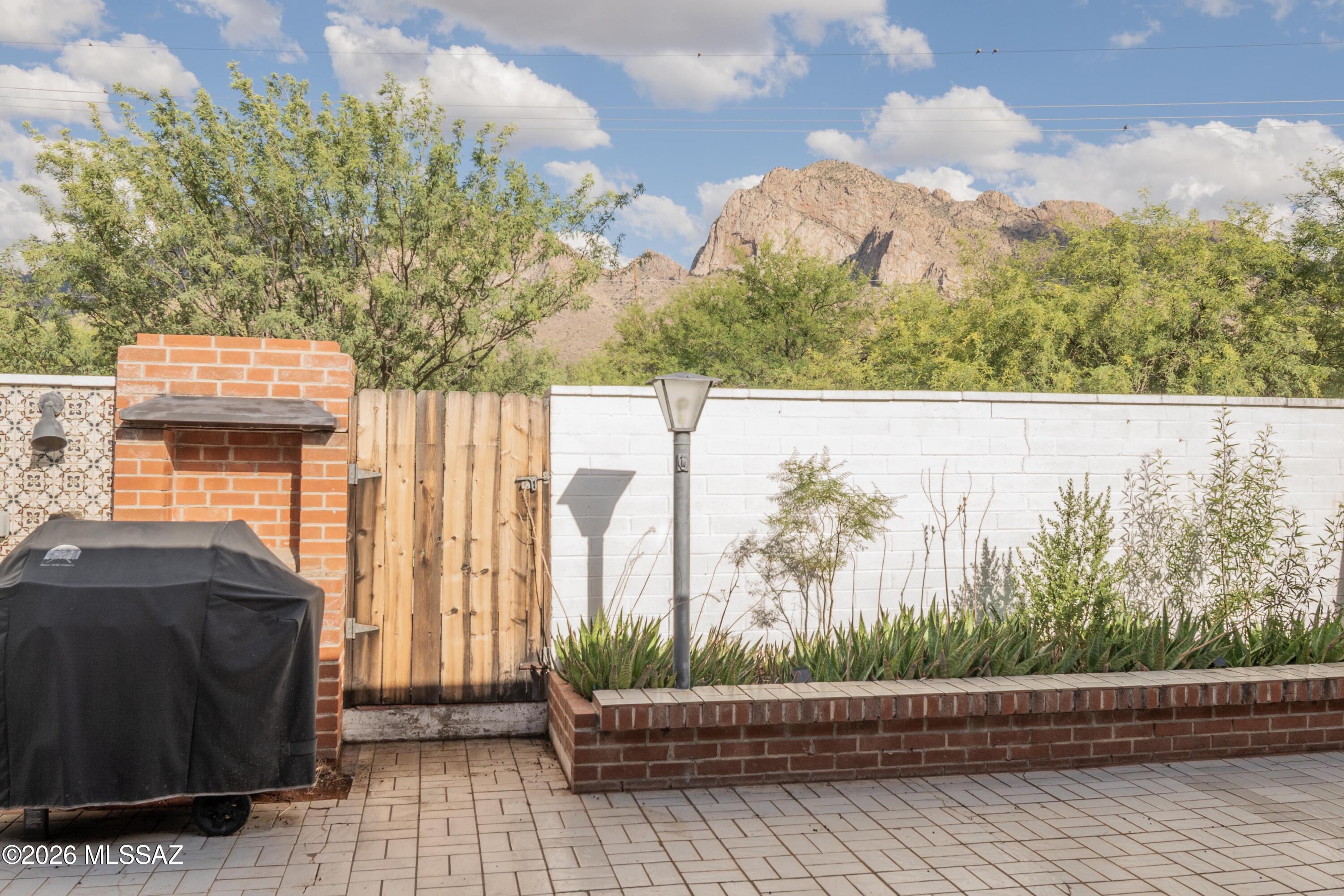Oro Valley Townhouses (47-52, 58-91) - Residential