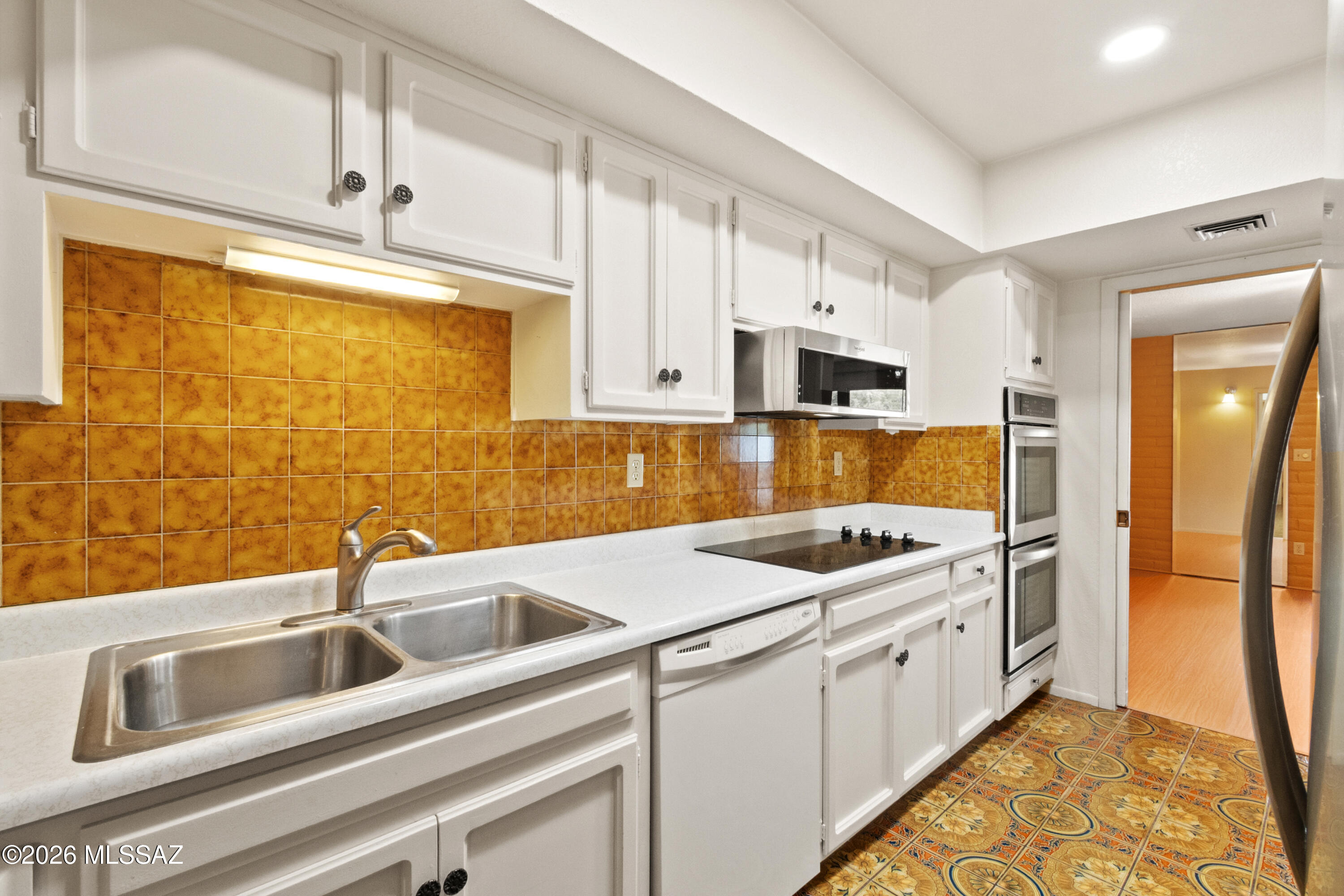 Oro Valley Townhouses (47-52, 58-91) - Residential