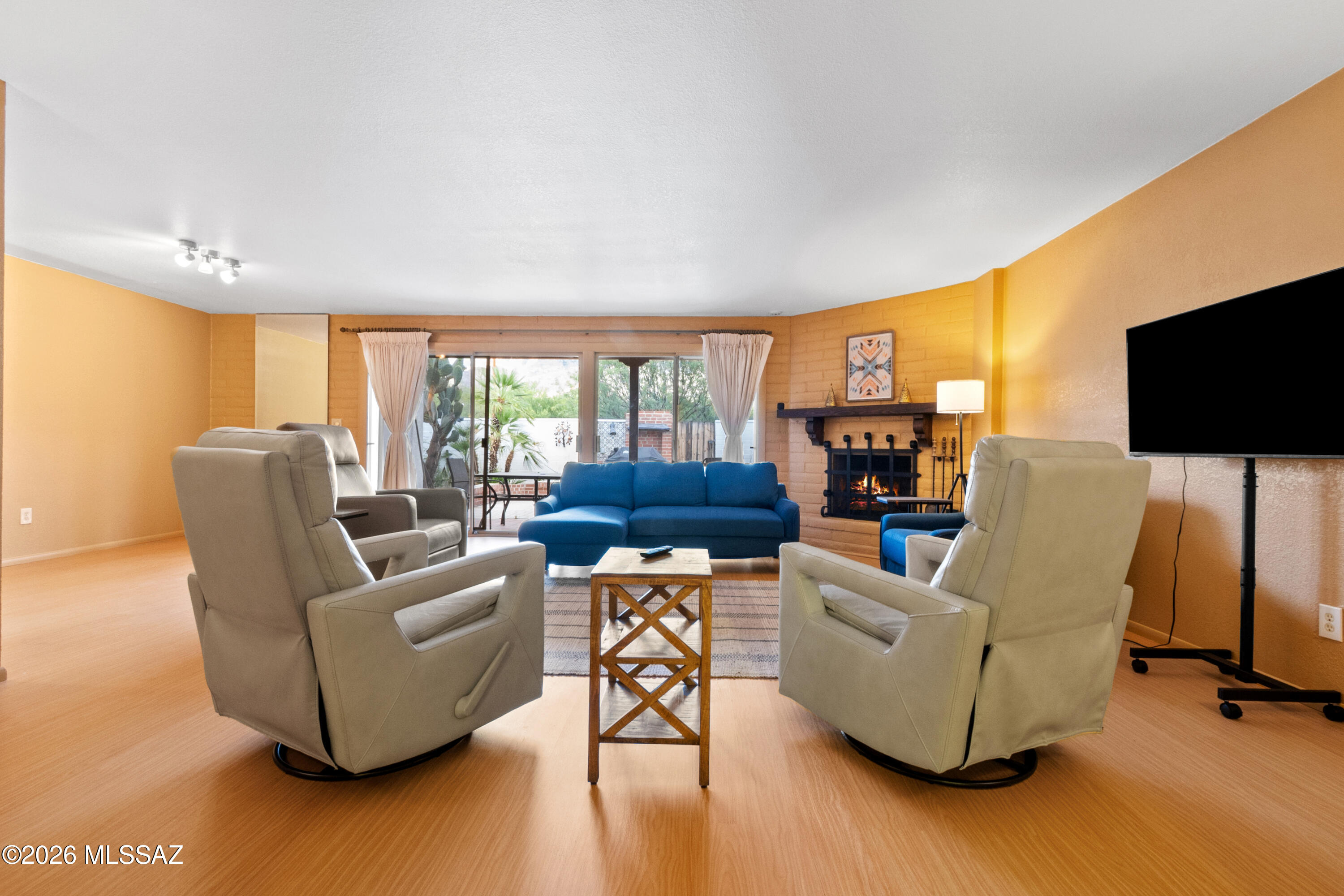 Oro Valley Townhouses (47-52, 58-91) - Residential