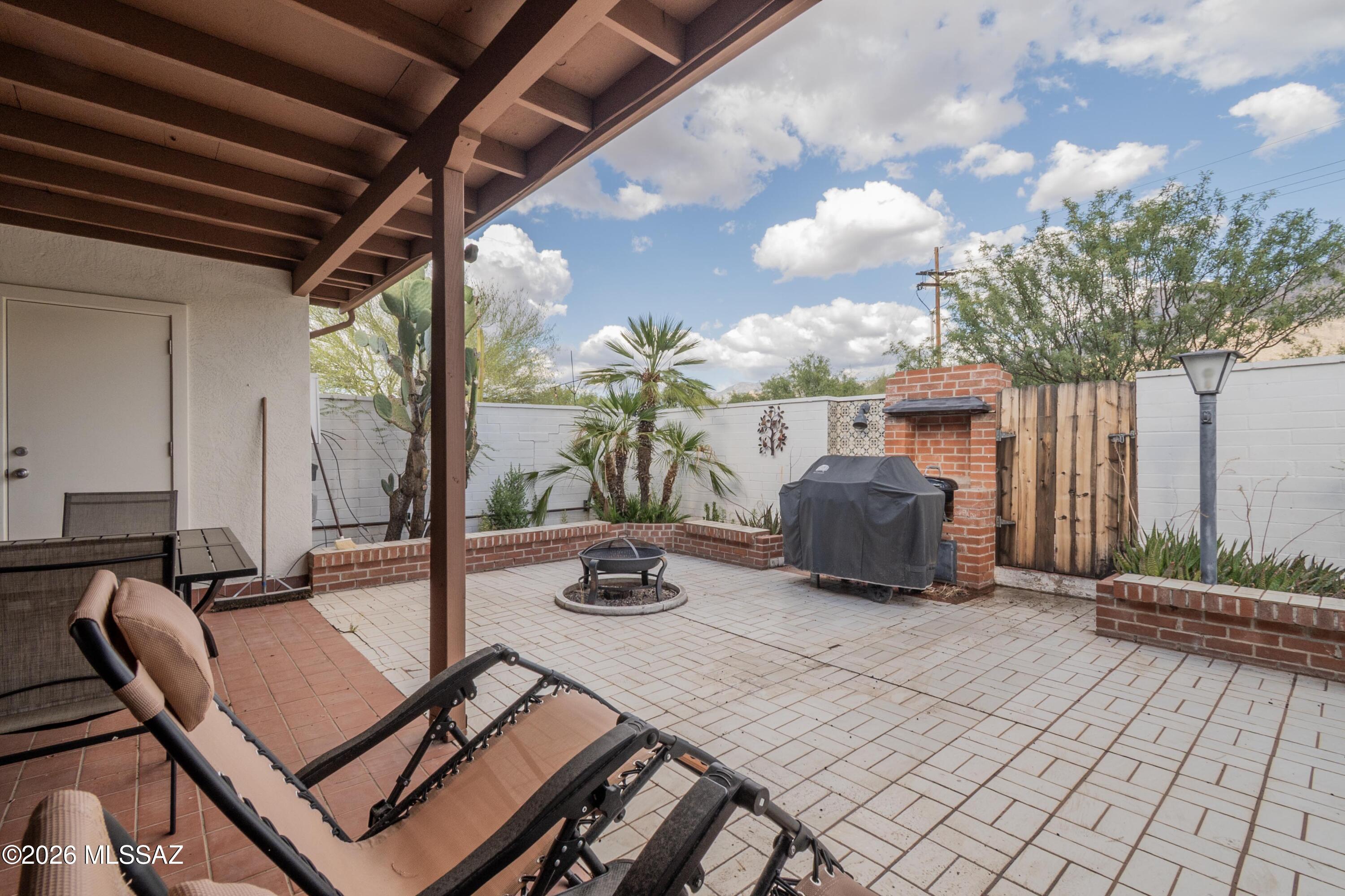 Oro Valley Townhouses (47-52, 58-91) - Residential