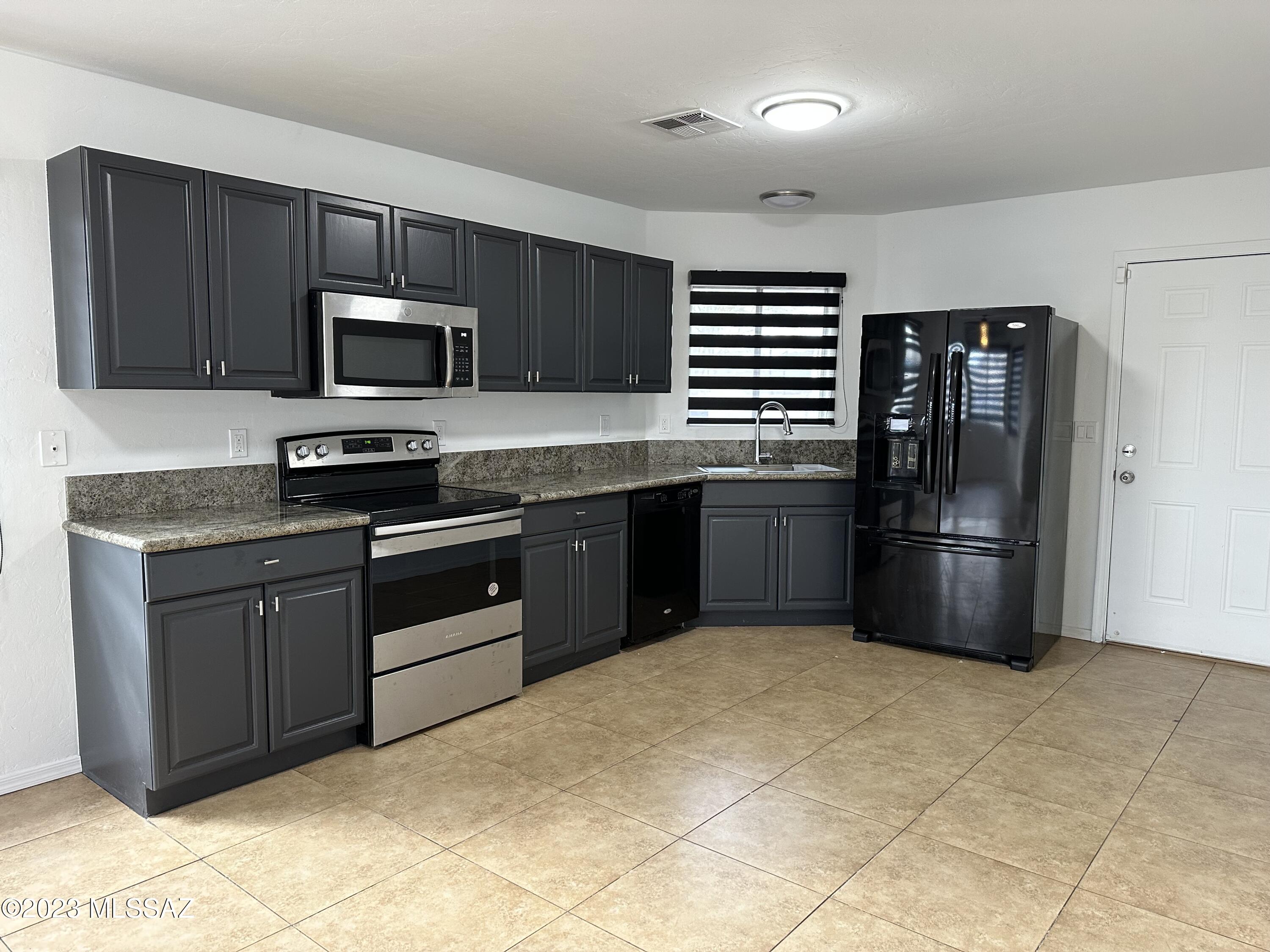 Sunland Vista - Residential Lease