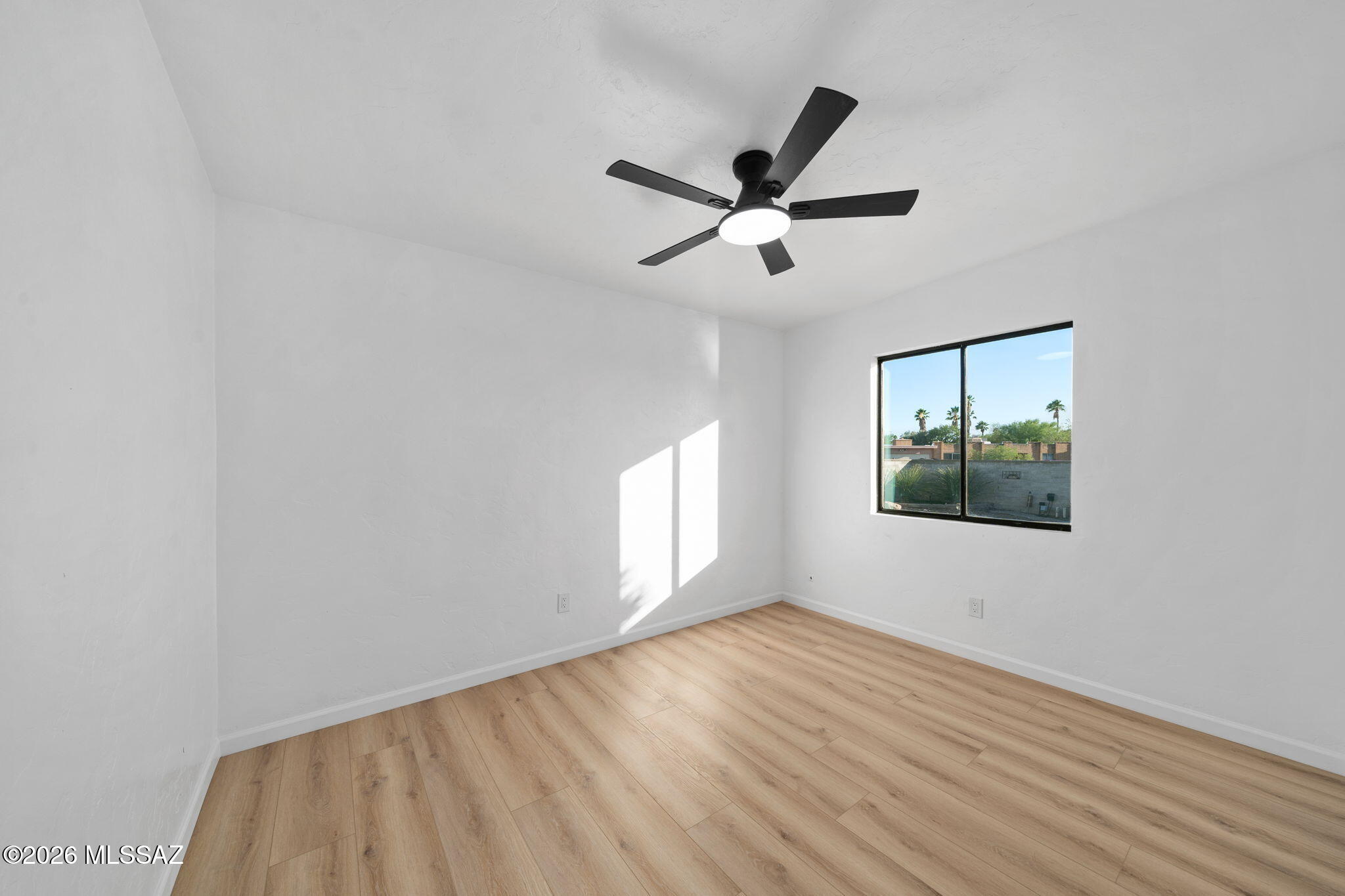 Broadway East (113-253) - Residential