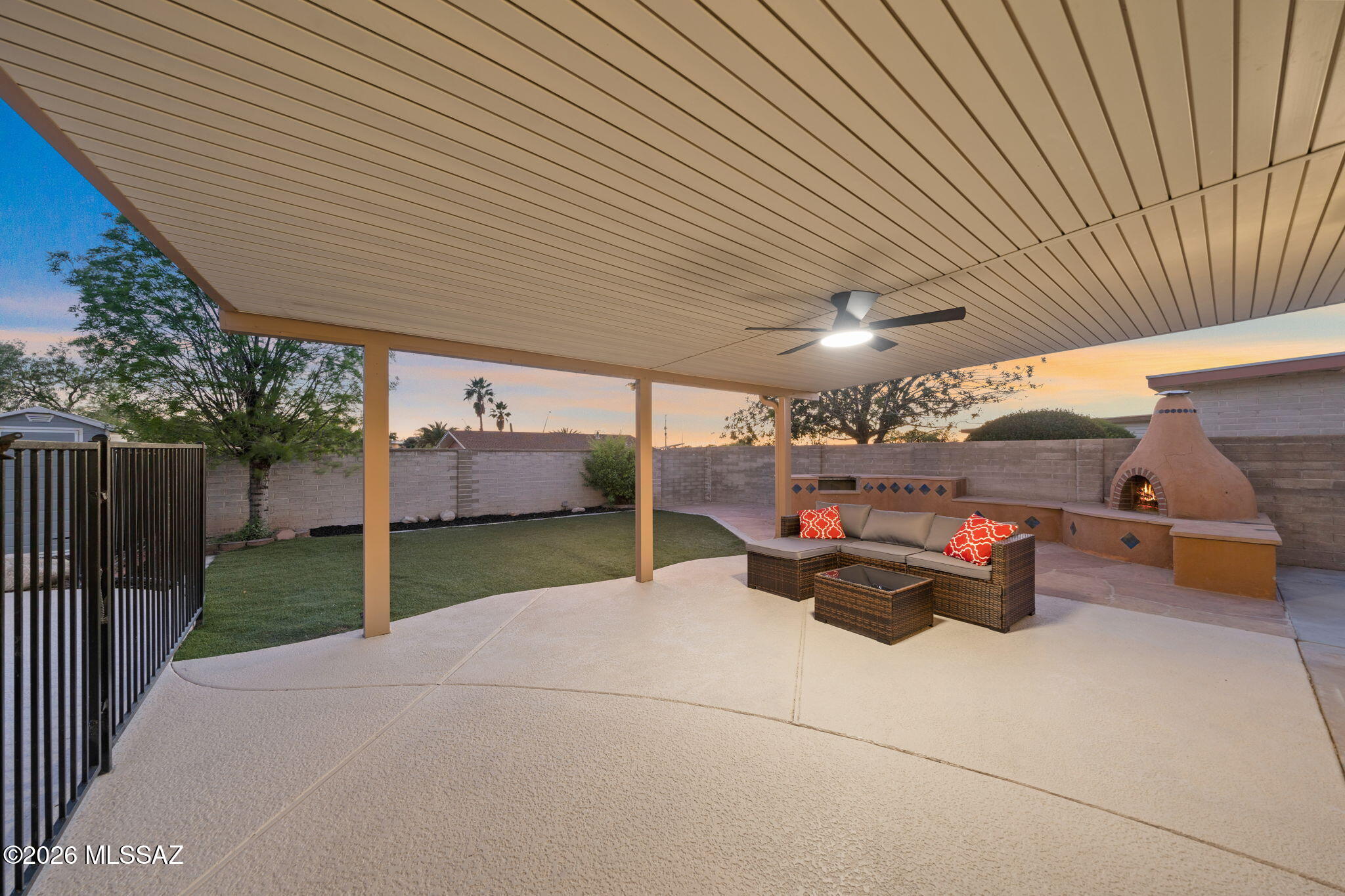 Broadway East (113-253) - Residential