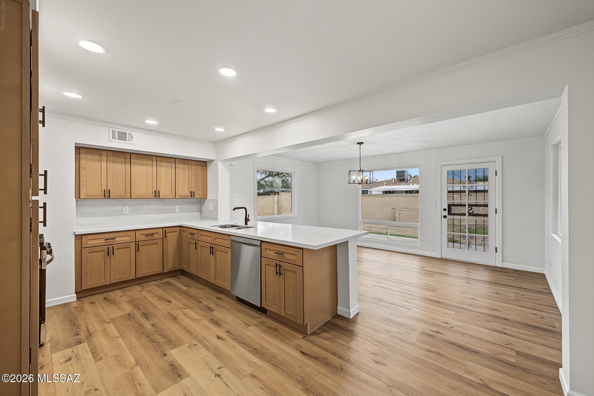 5632 E Calle Aurora