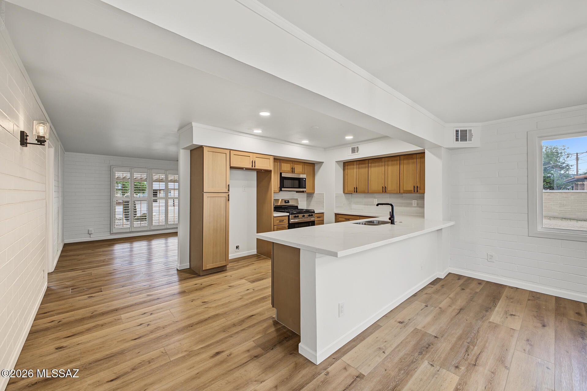 5632 E Calle Aurora