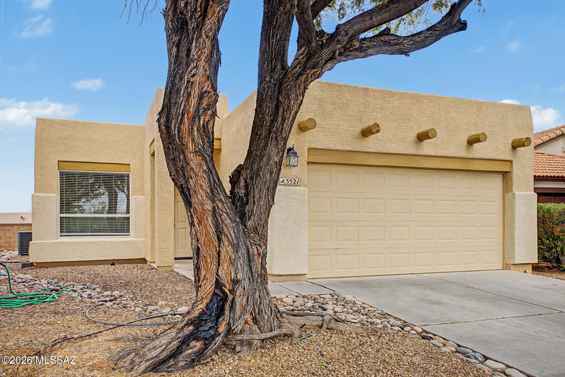 3521 W Placita Prieta