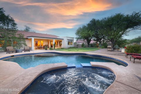 Photo of 4981 N Sabino Valley Place, Tucson, AZ 85750 (MLS # 22611136)
