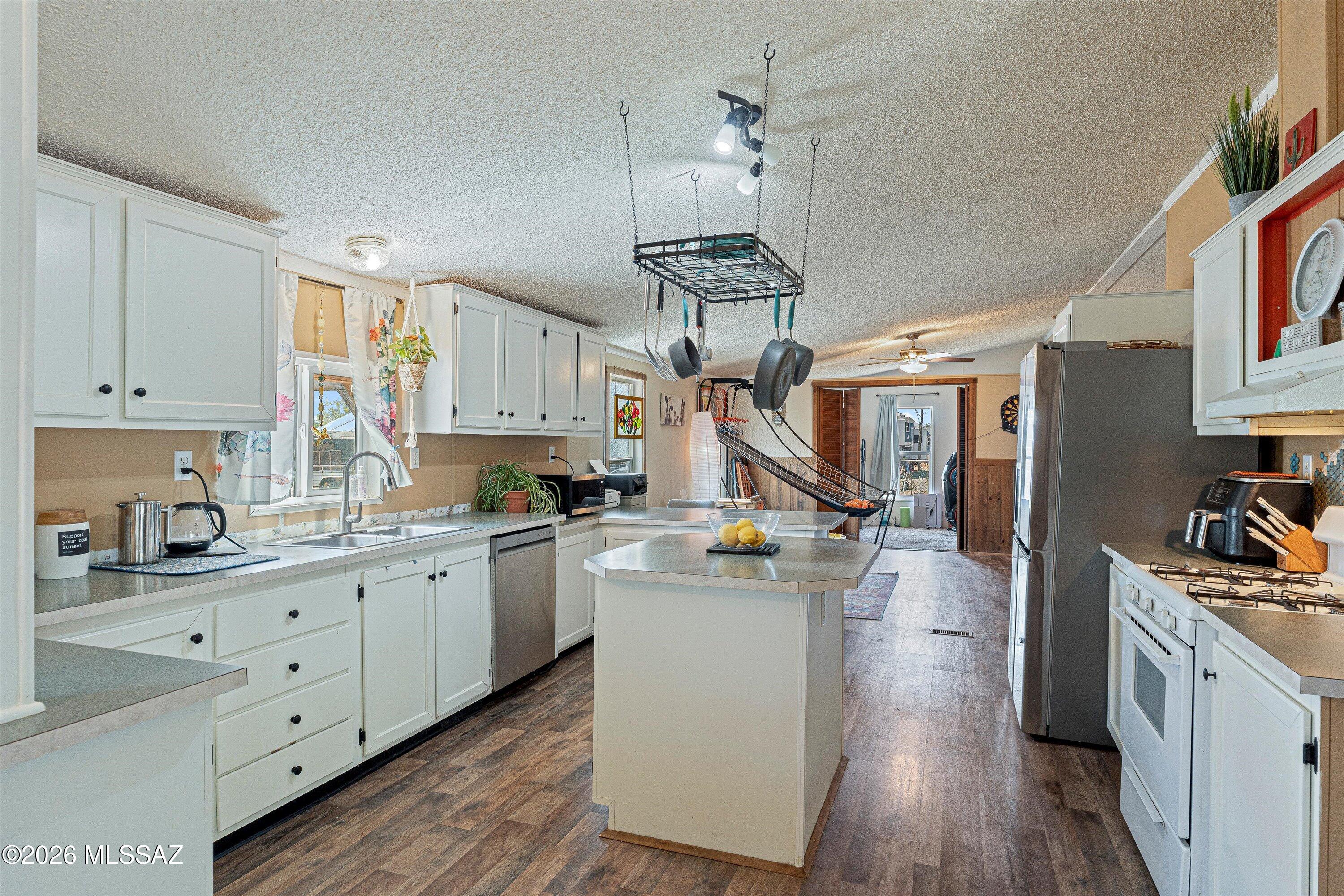 Blanco Estates (72-162) - Residential