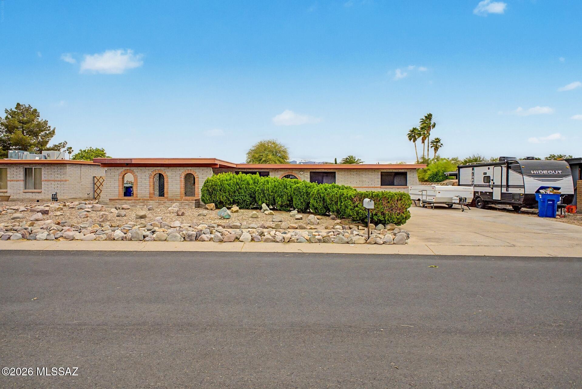 3241 S Hearthstone Drive