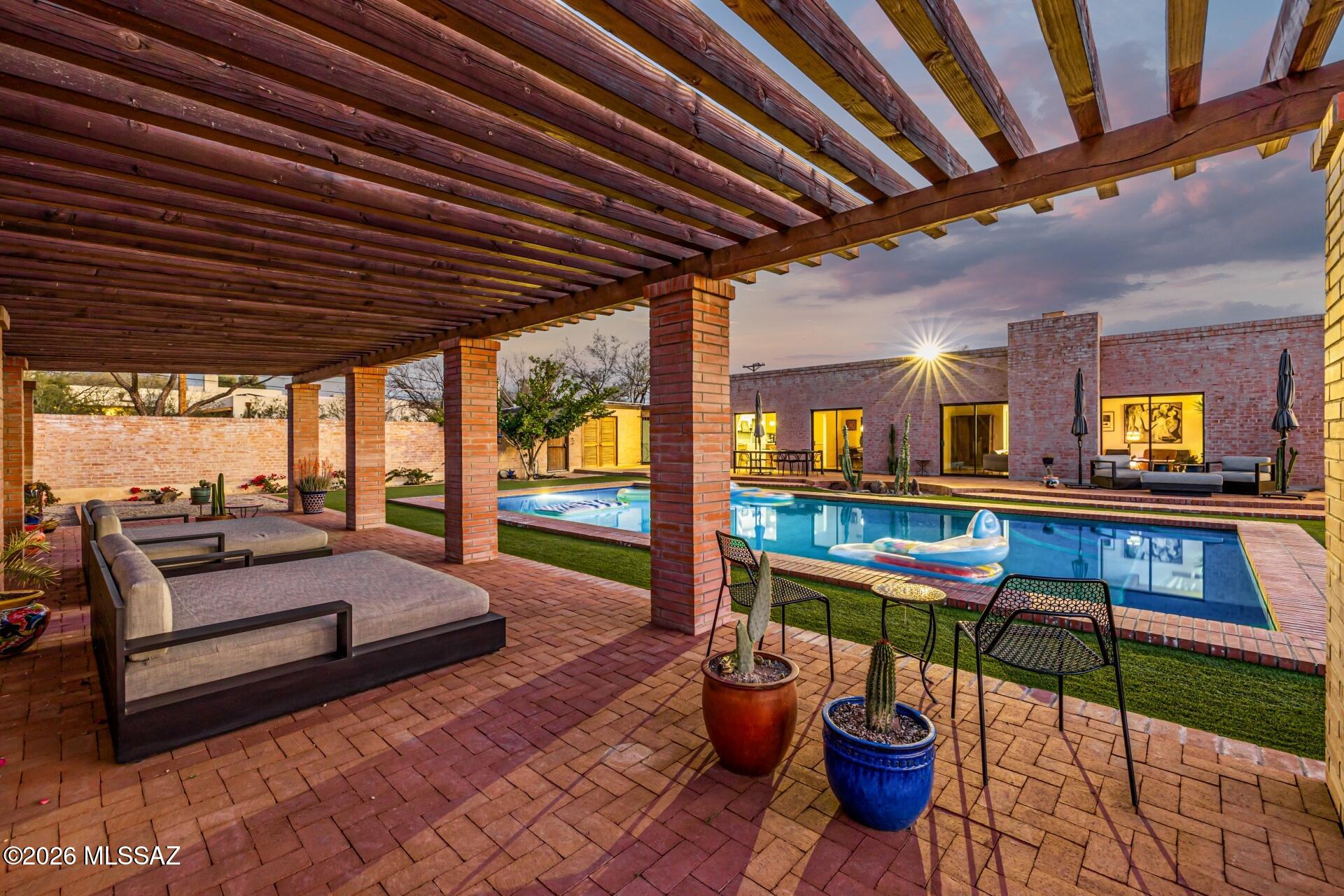 Colonia Solana - Residential