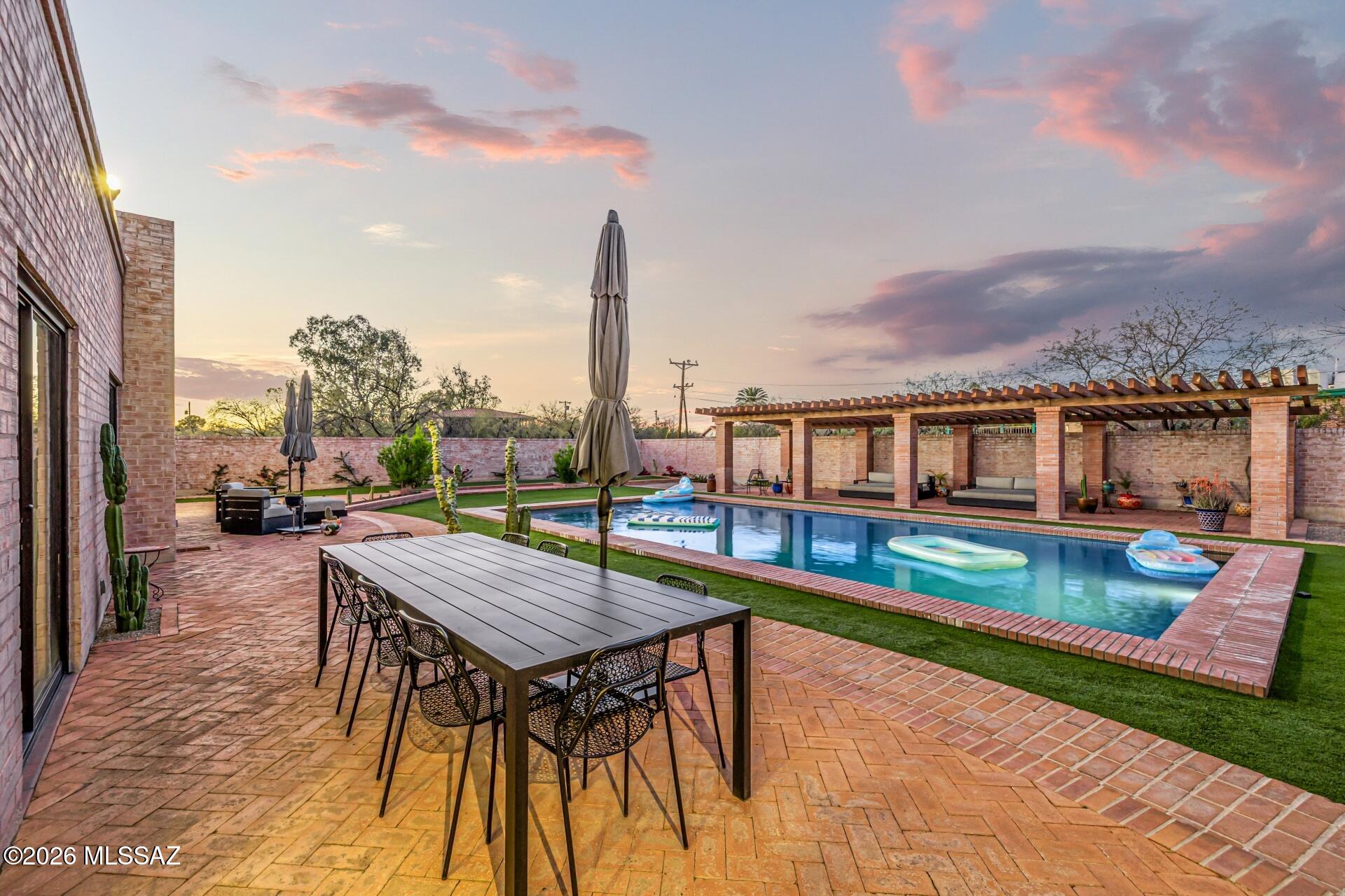 Colonia Solana - Residential
