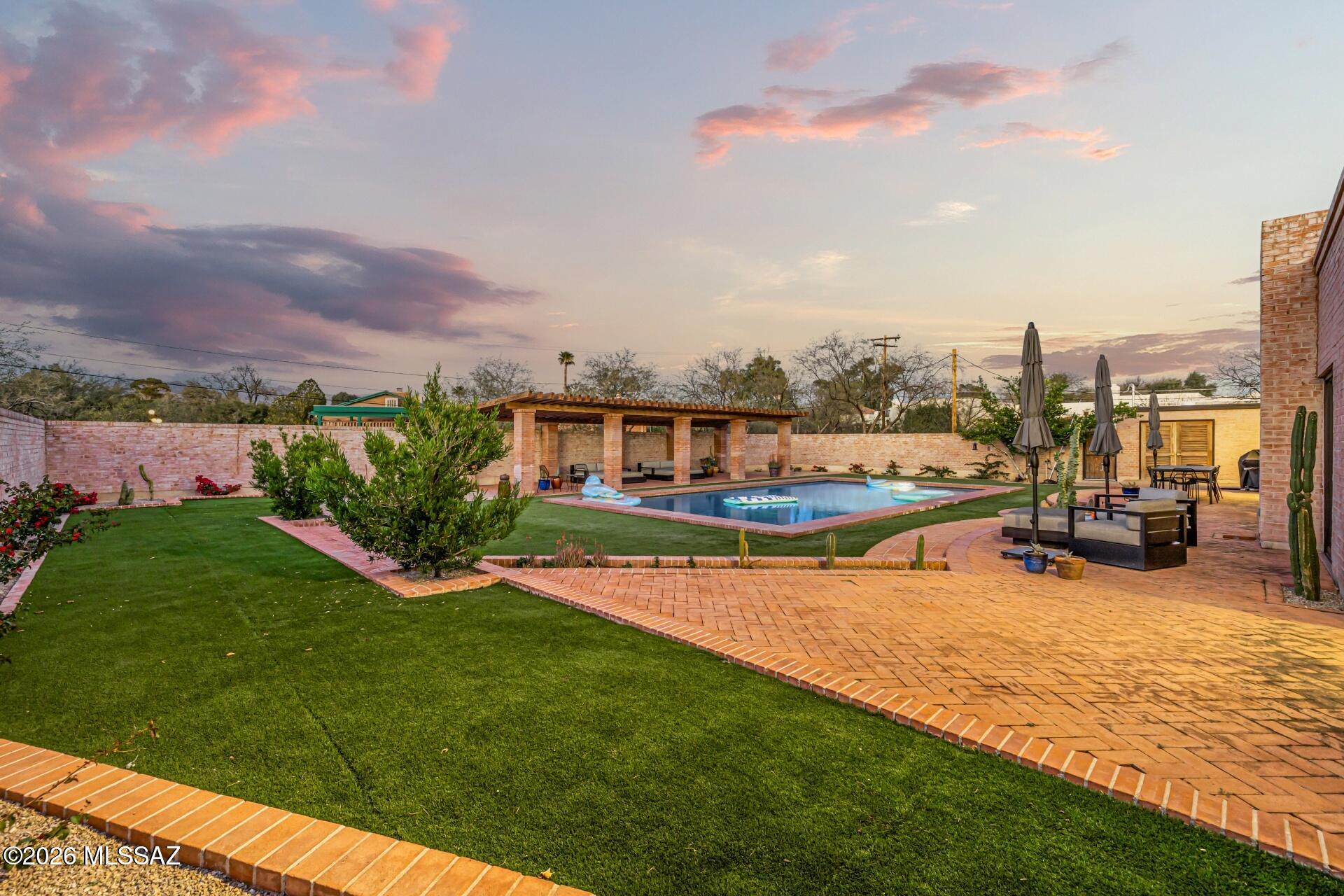 Colonia Solana - Residential