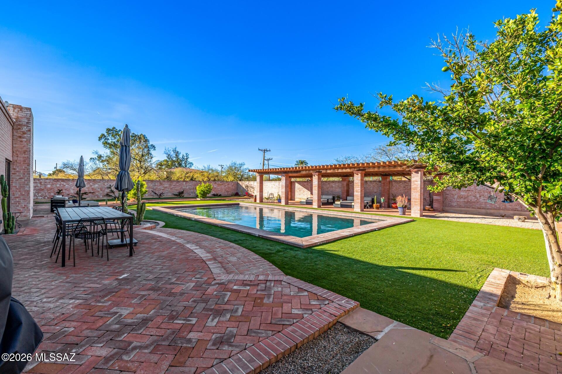 Colonia Solana - Residential