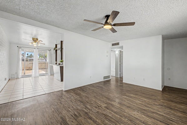 4028 S EVERGREEN AVE, TUCSON, AZ 85730 - Image b70355b9c8d663ababe616ae2dbe2063/2812062500