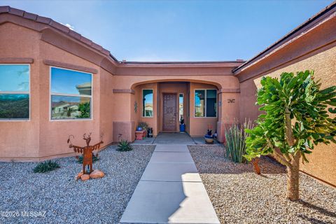 Photo of 837 W Bosch Drive, Green Valley, AZ 85614 (MLS # 22605559)