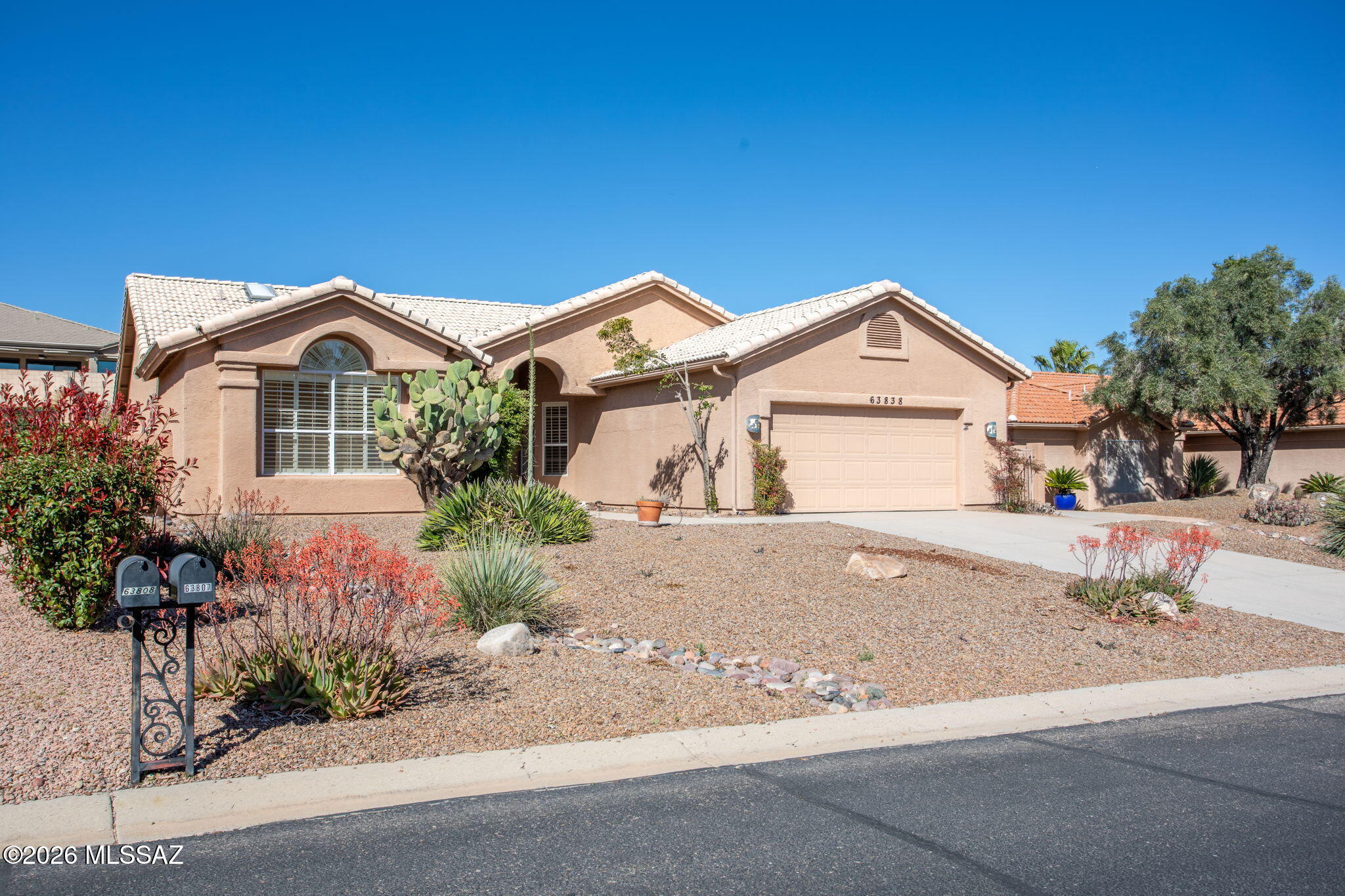 63838 E Whispering Tree Lane