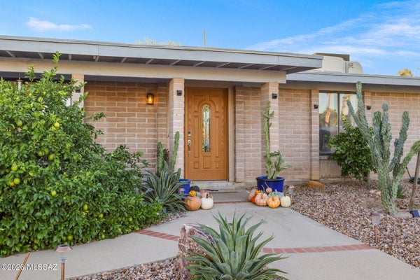 7641 N CASIMIR PULASKI AVE, TUCSON, AZ 85741 - Image b777e90f1ebd3ab6257dbff1958953c5/52292167