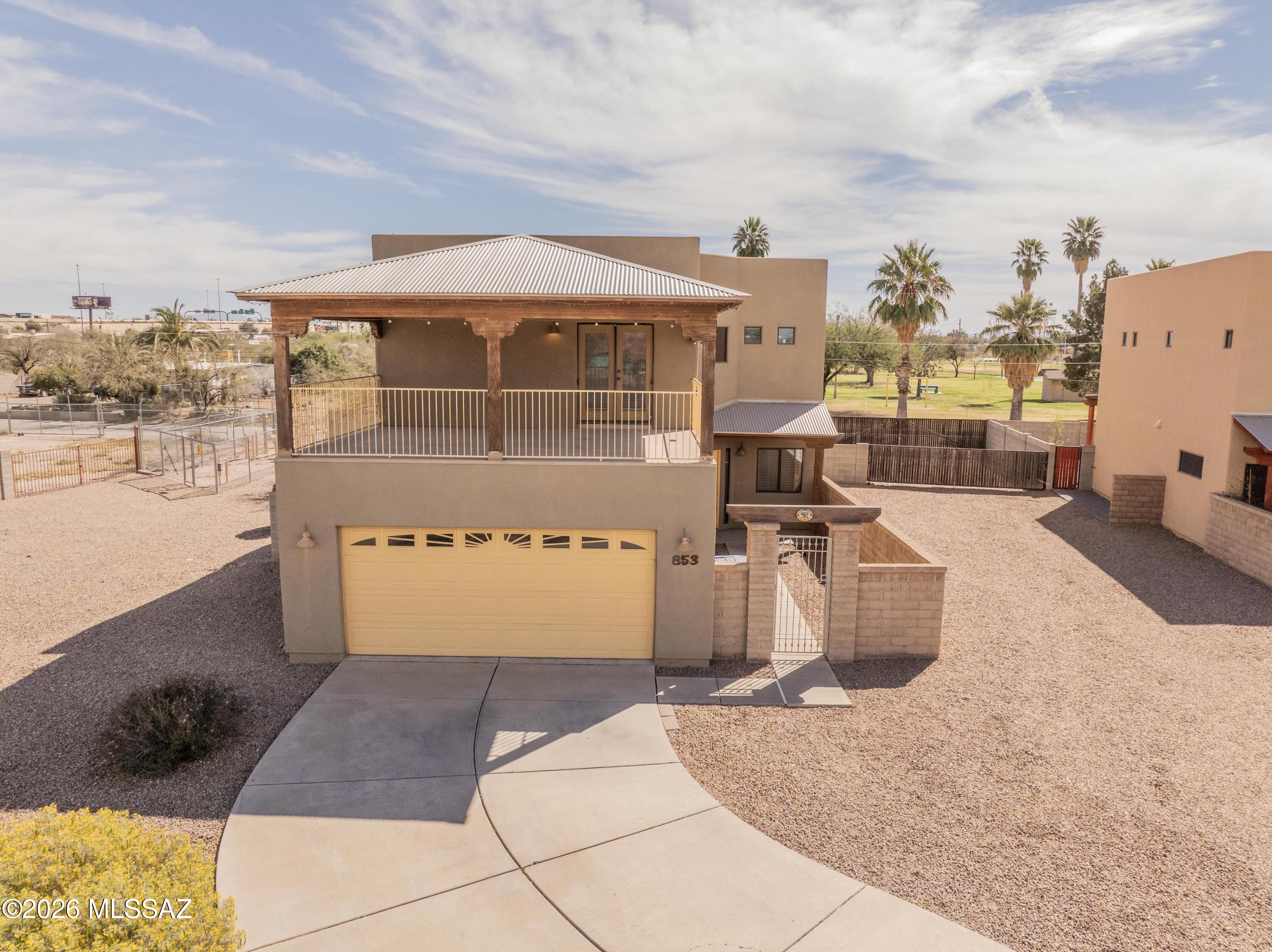 Paseo Estrella (1-104) - Residential