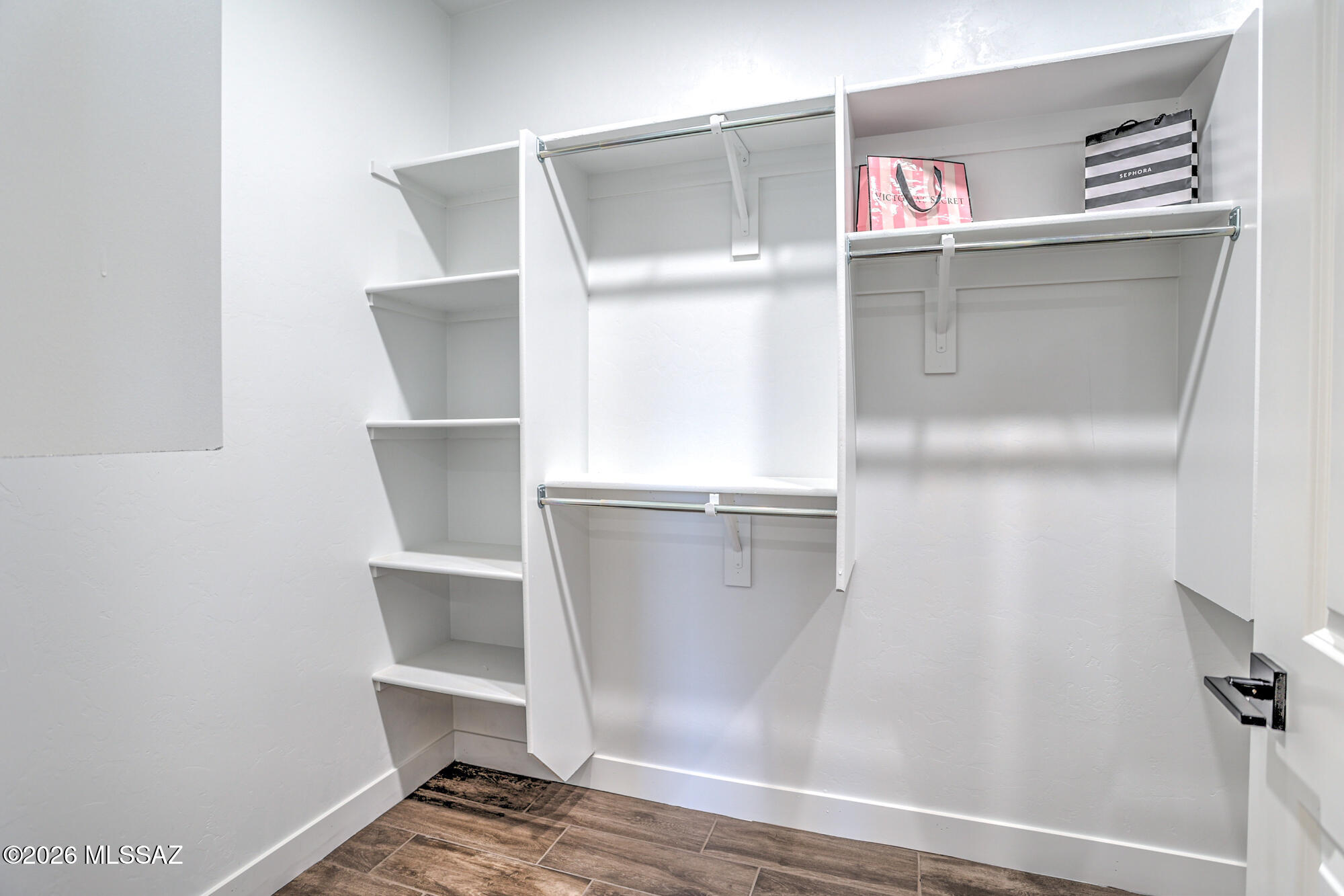 New Tucson Unit NO. 4 (1-203) - Residential