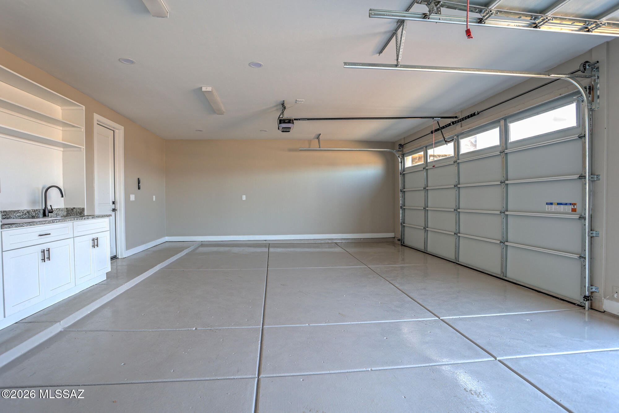 New Tucson Unit NO. 4 (1-203) - Residential