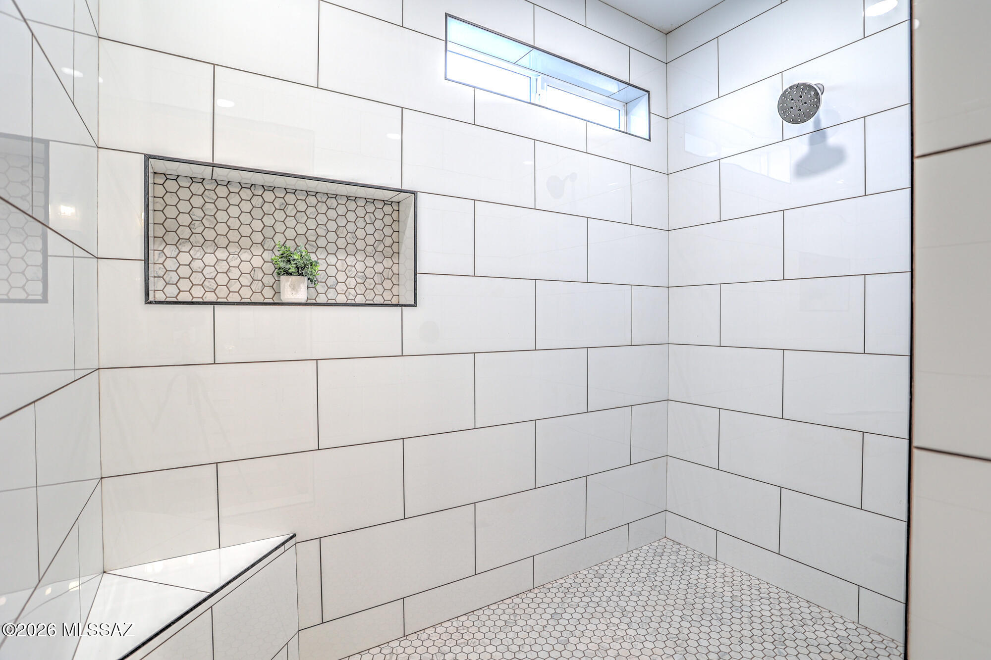 New Tucson Unit NO. 4 (1-203) - Residential