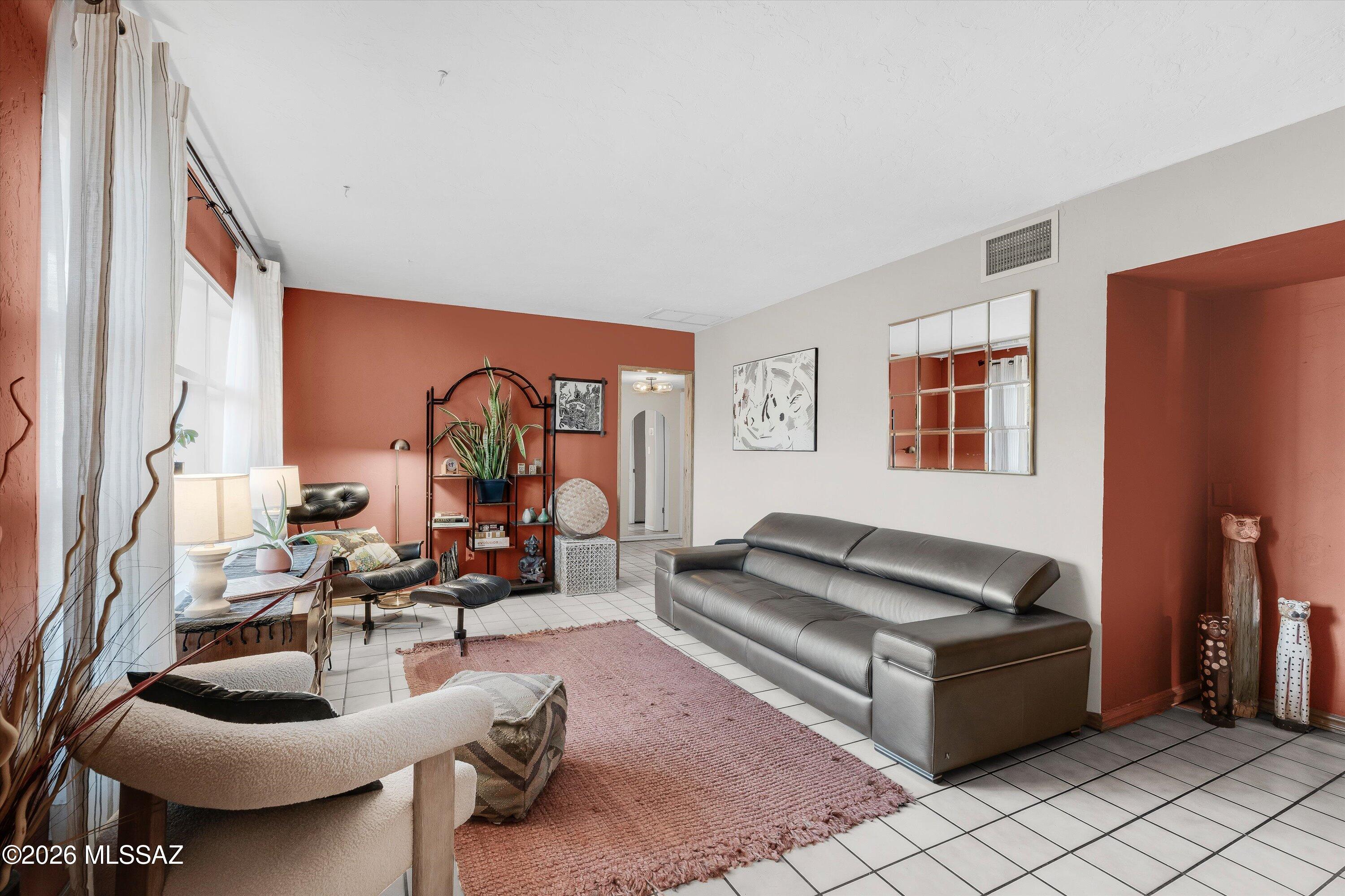 1512 E Copper Street