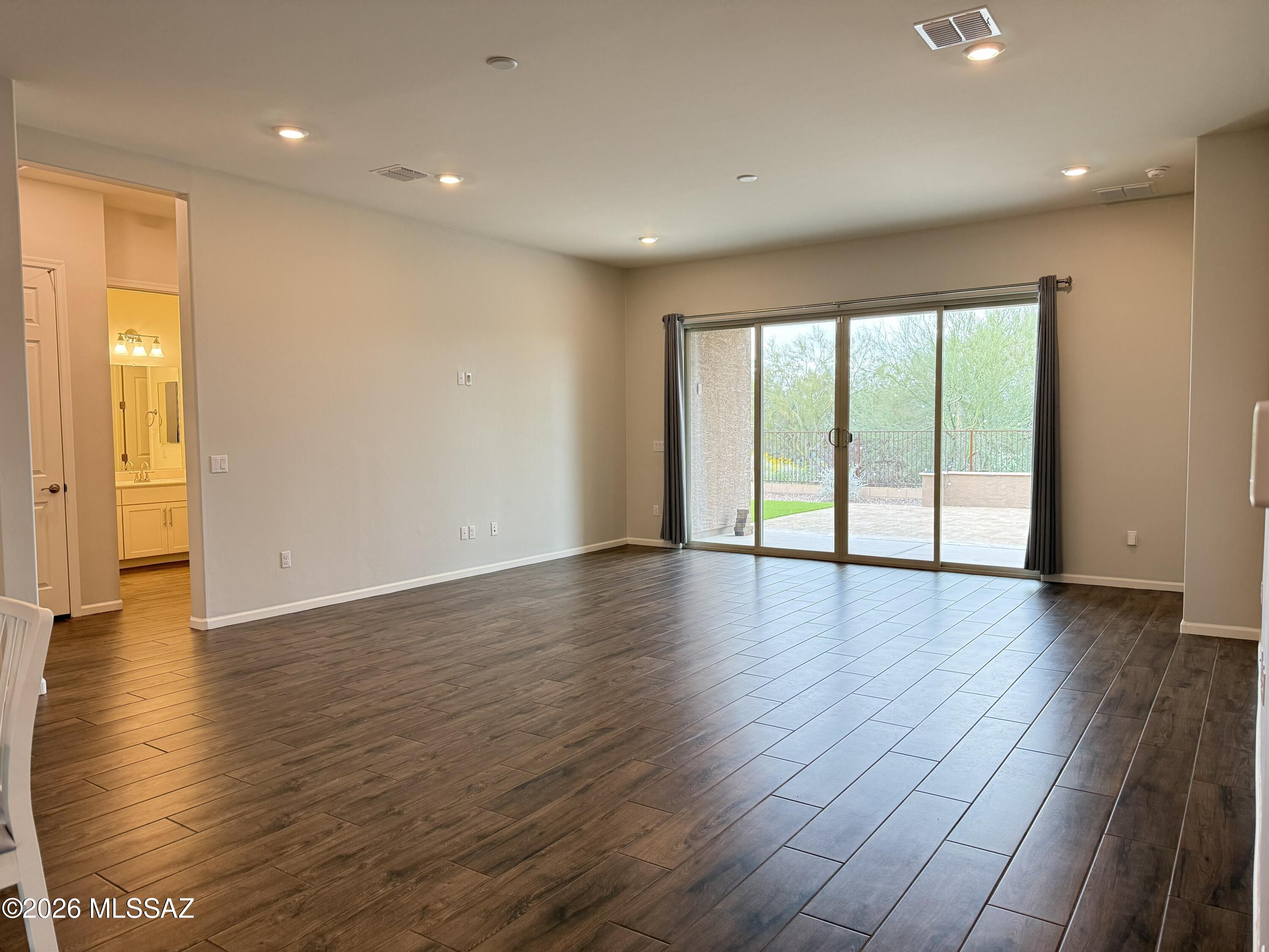Overton Reserve SQ20171430021 - Residential Lease