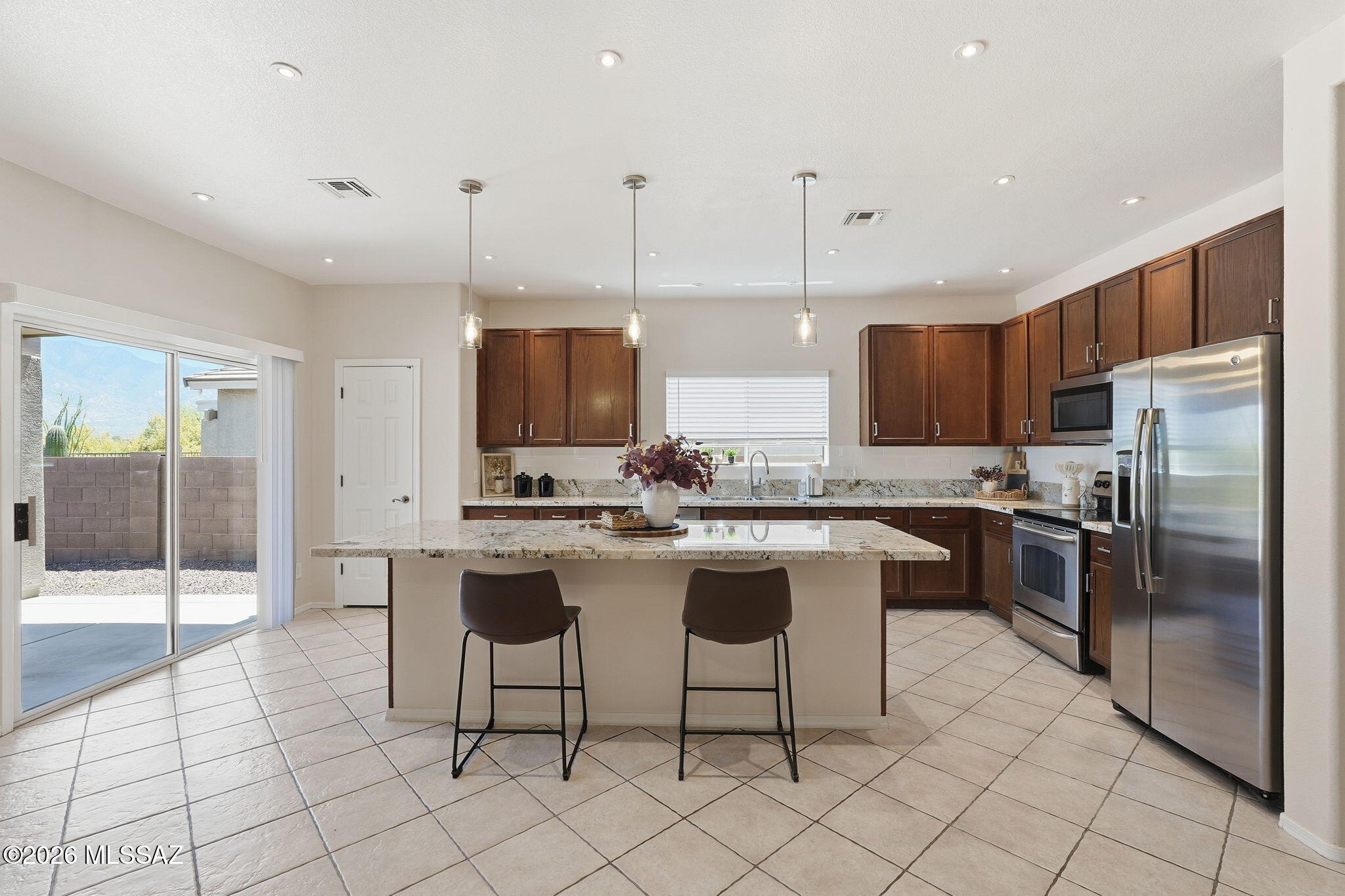 Black Horse (1-411) - Residential