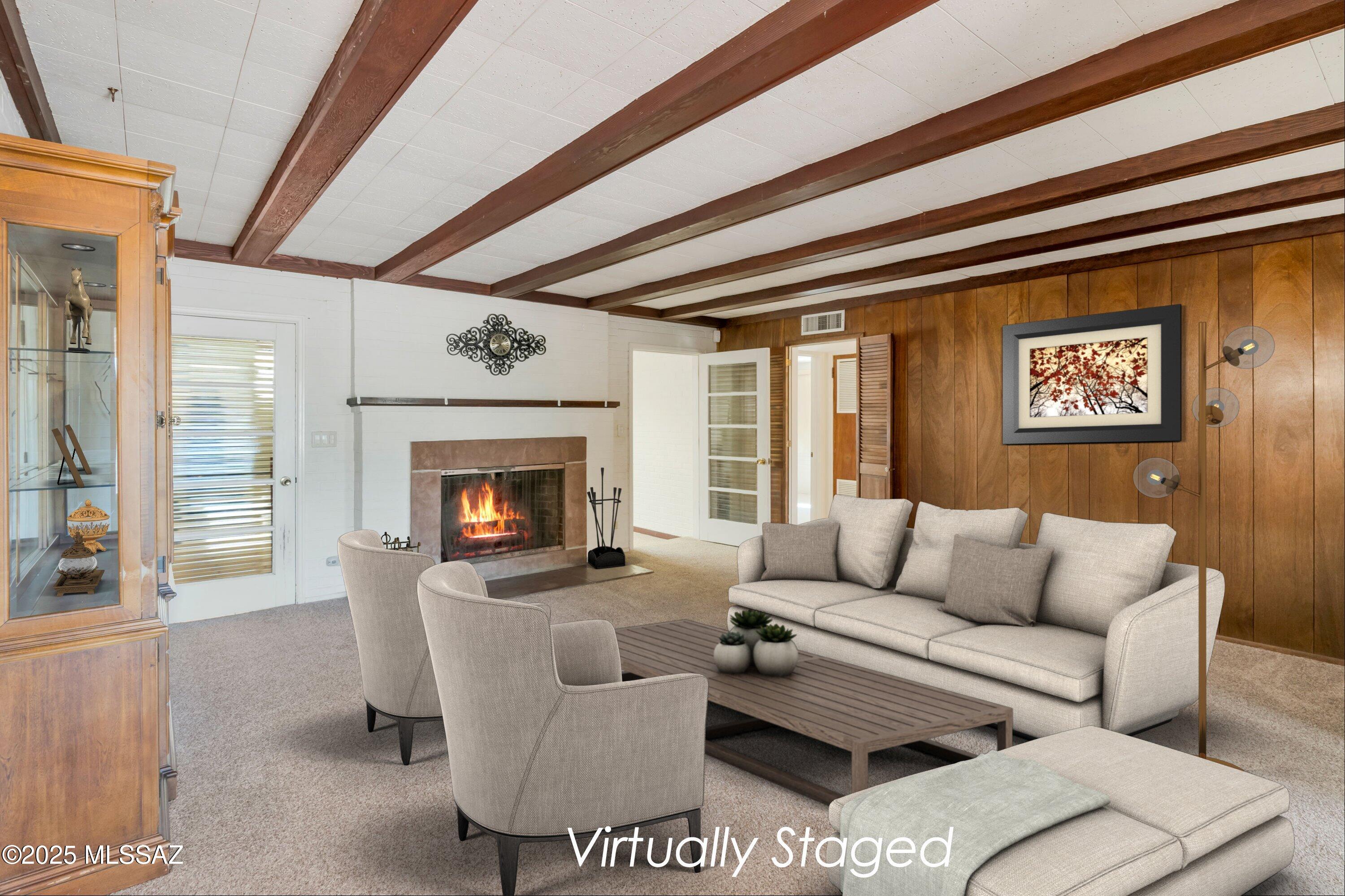 1047 E Hedrick Drive