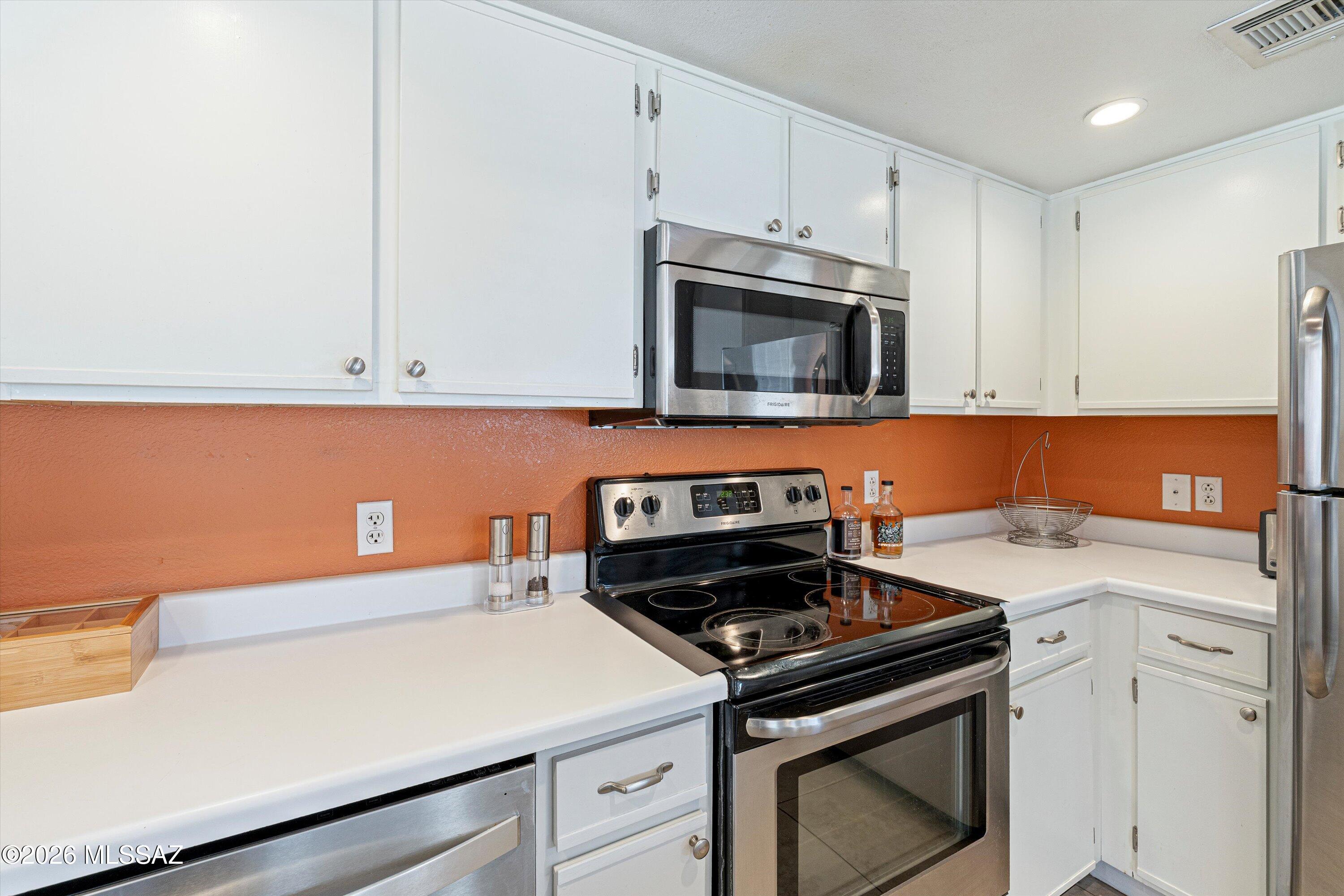 7255 E Snyder Road 4105