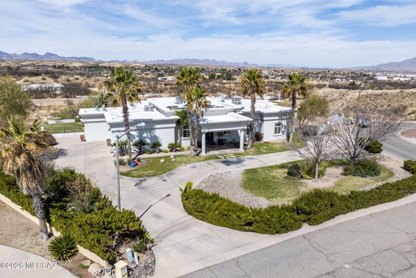 2581 N ALABANG HILLS DR, NOGALES, AZ 85621 - Image b8a966a3b434fedb4f7a2376b7b2ee5d/2270492201