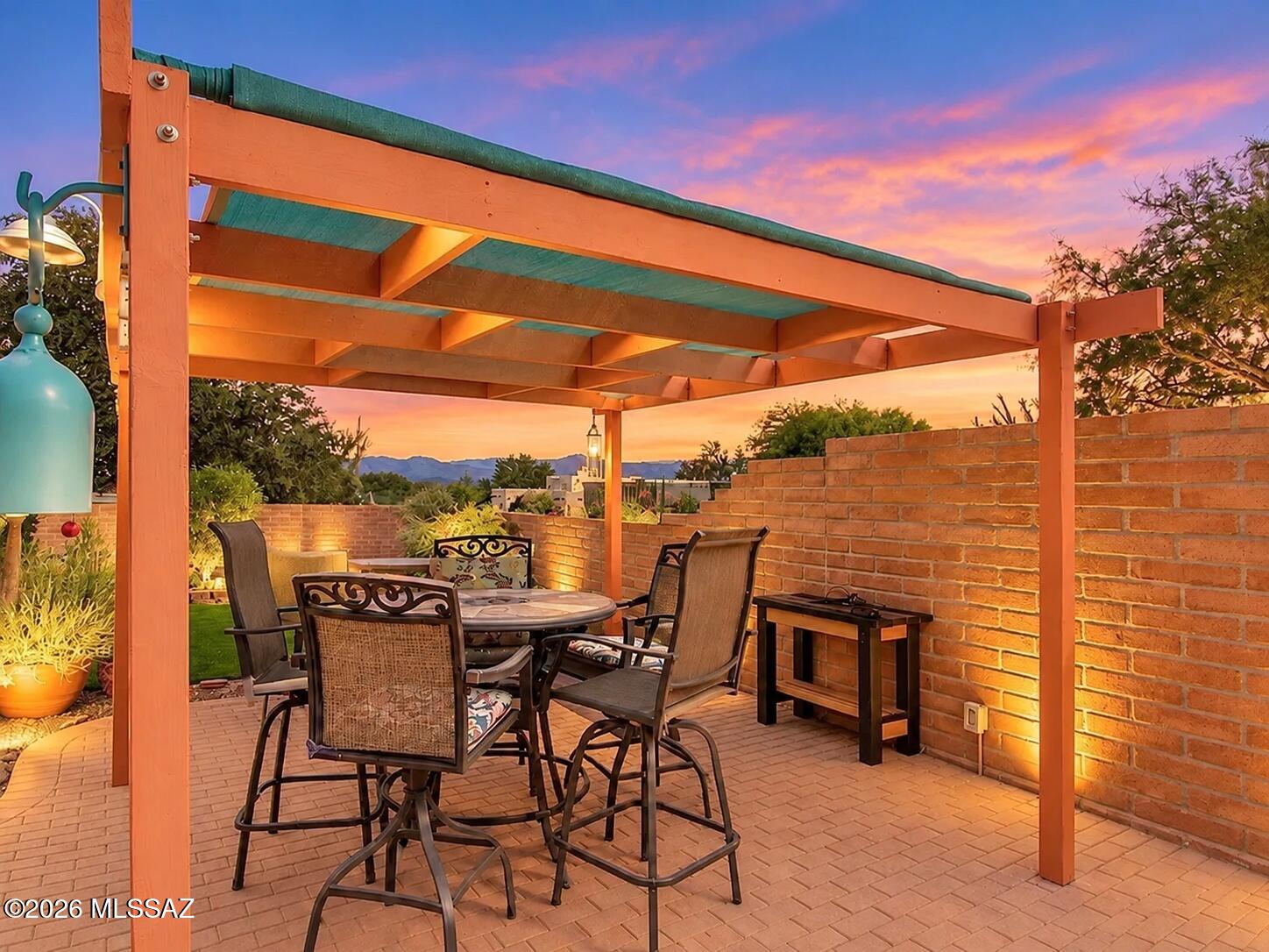 901 W Paseo Del Cilantro