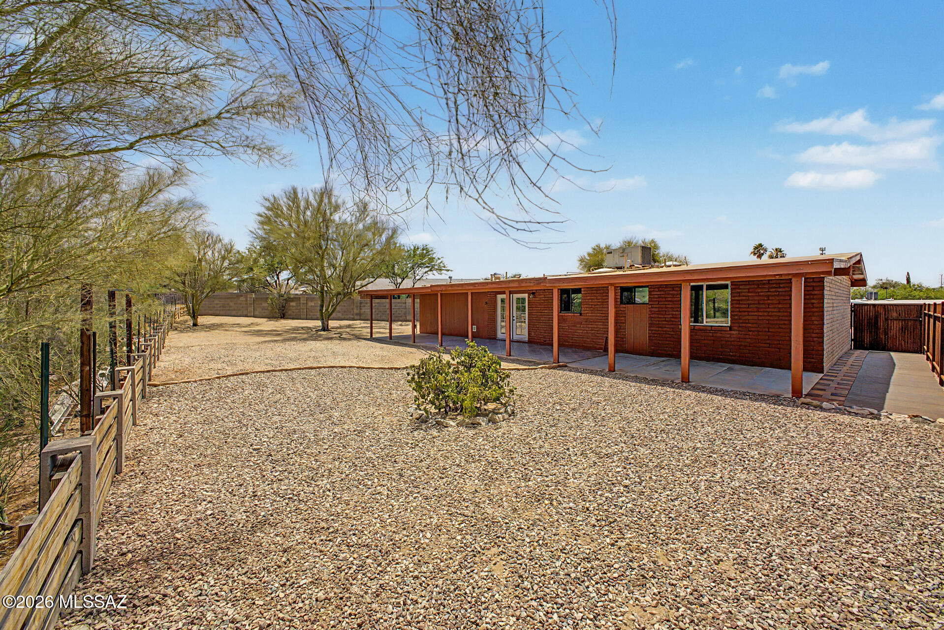 Quail Hollow (1-18) - Residential