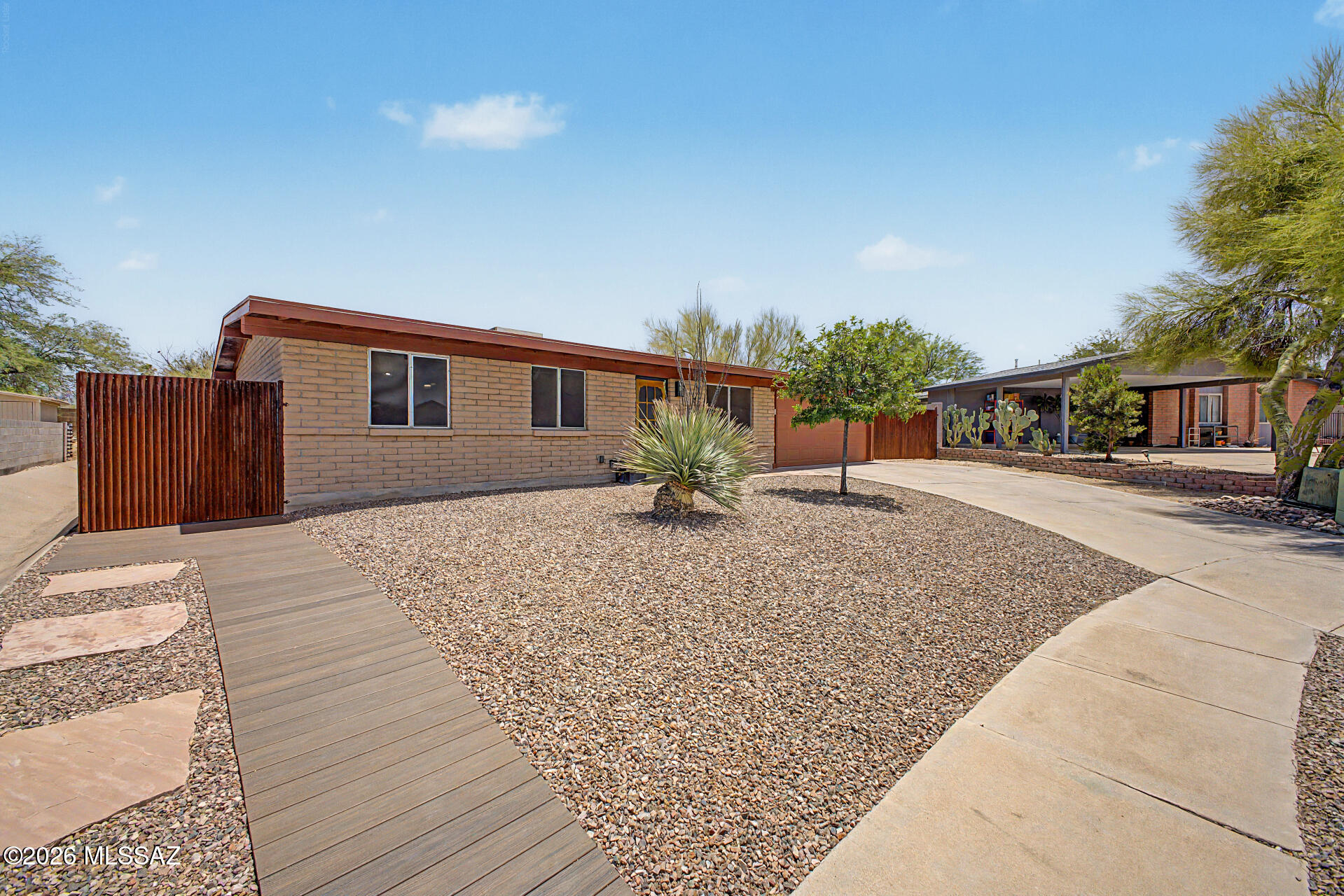 Quail Hollow (1-18) - Residential