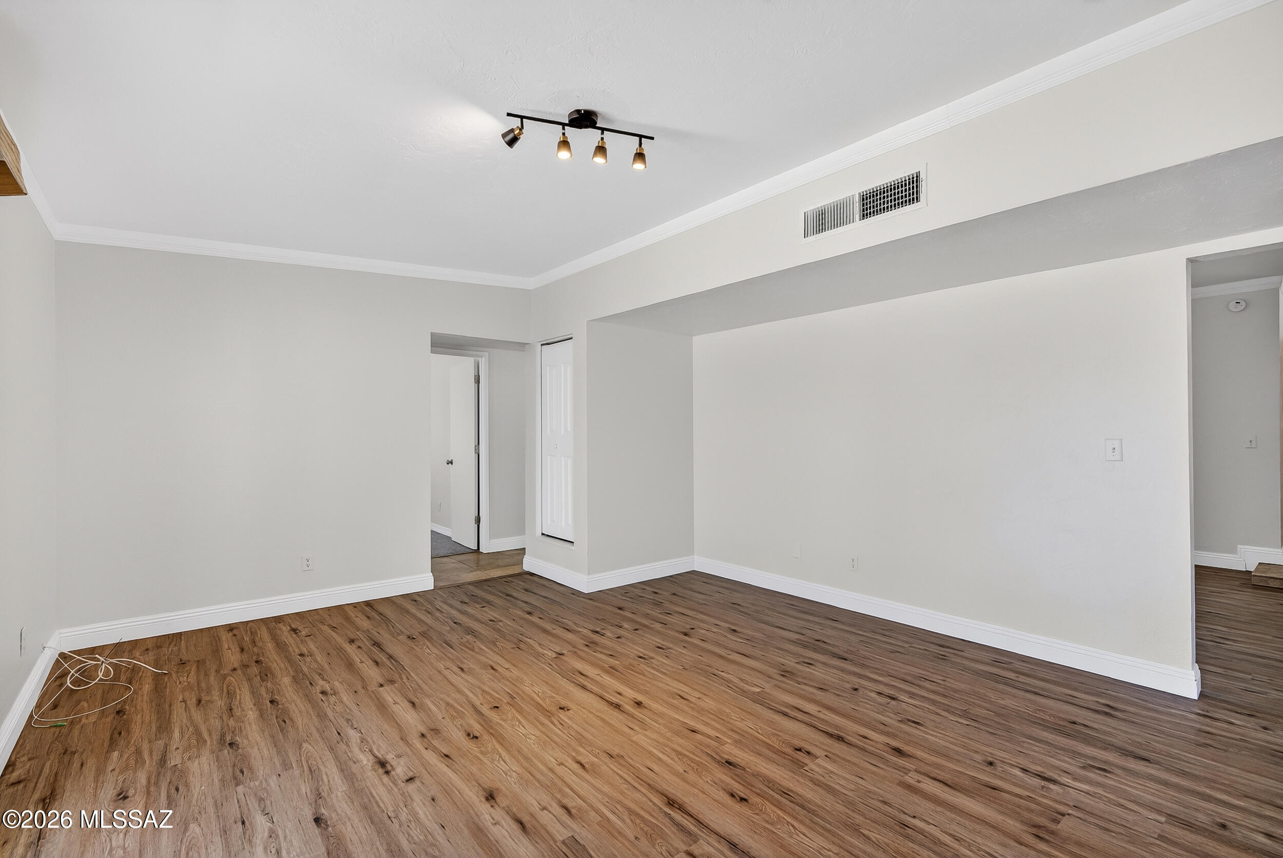 Mira Mesa (1-47) - Residential