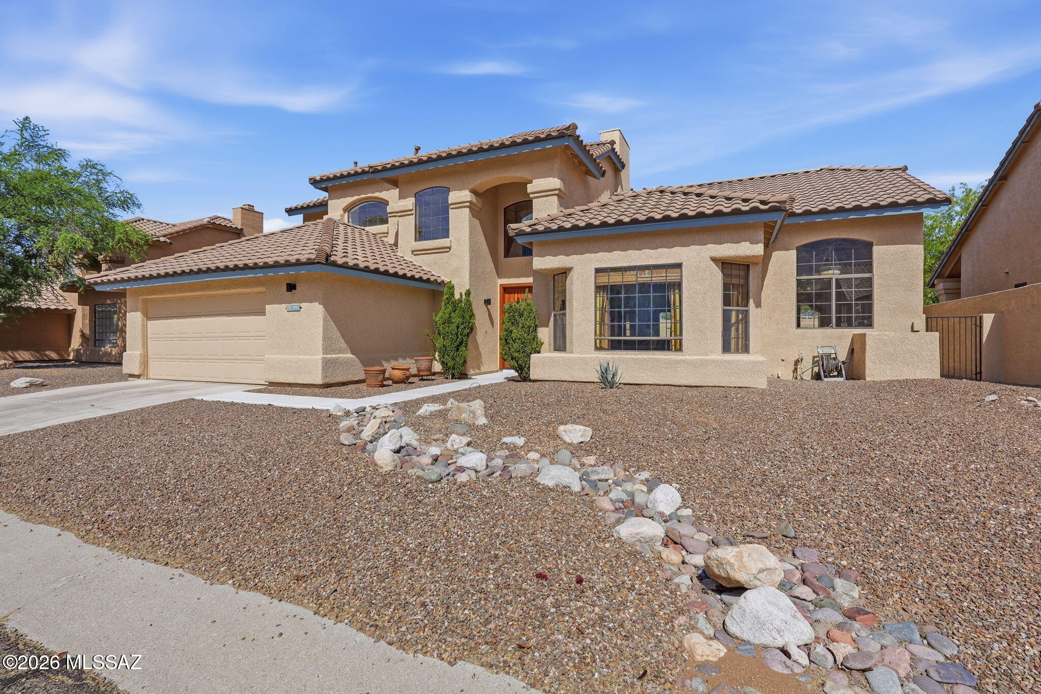 1391 E Sonoran Desert Drive